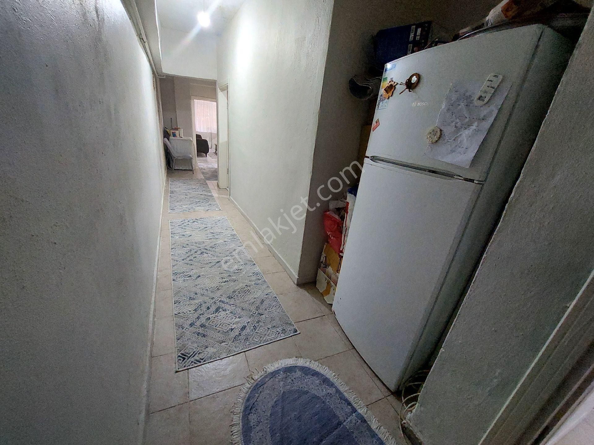 Gaziosmanpaşa Karayolları De Acil Satılık Toprak Tapulu Kot 2 Balkonlu 1+1 60 M2 - Görsel 7