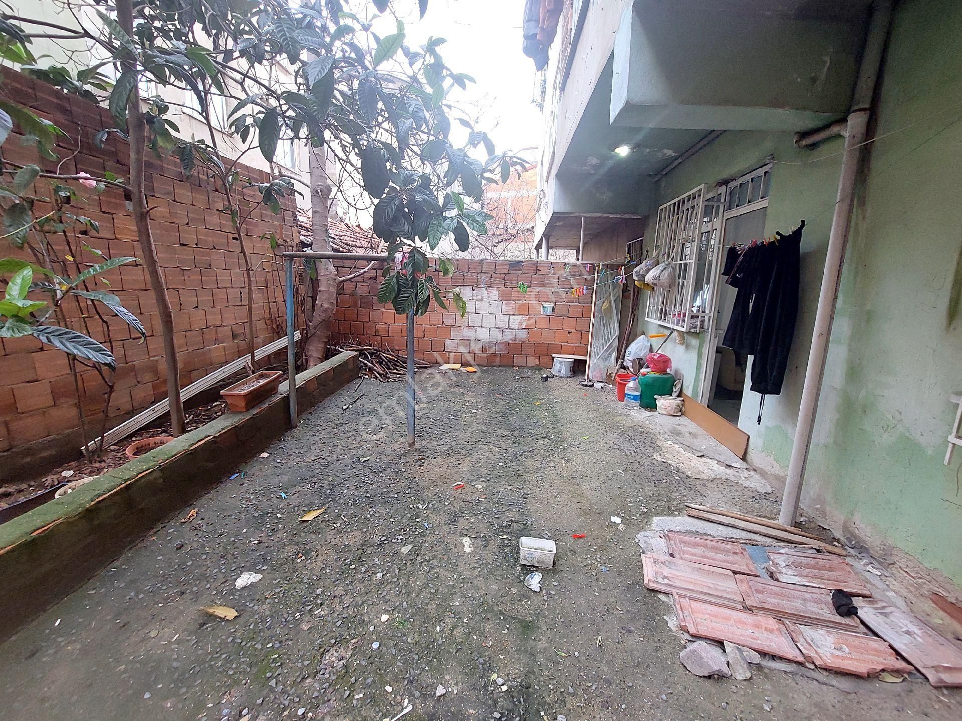 Gaziosmanpaşa Karayolları De Acil Satılık Toprak Tapulu Kot 2 Balkonlu 1+1 60 M2 - Görsel 14