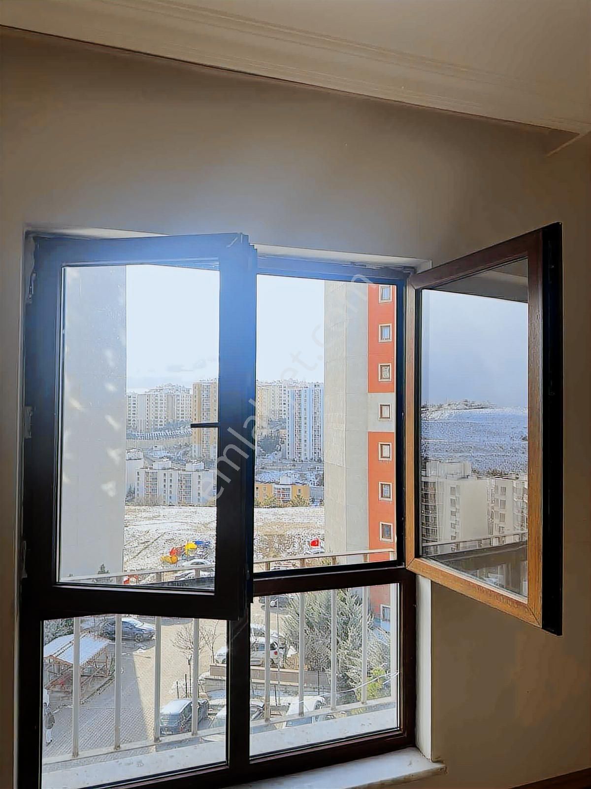 "11 Etabında Muhteşem Lokasyon 4+1 Kiralık Daire " - Görsel 3