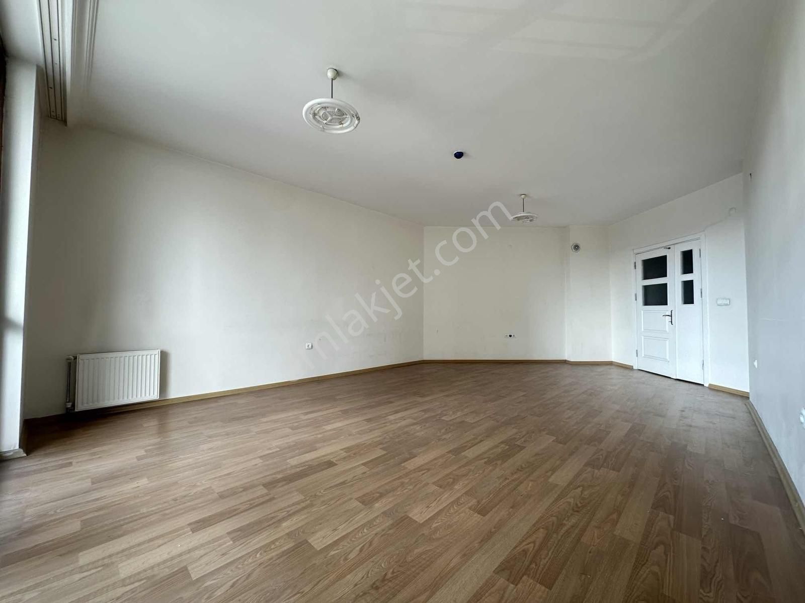 "11 Etabında Muhteşem Lokasyon 4+1 Kiralık Daire " - Görsel 21