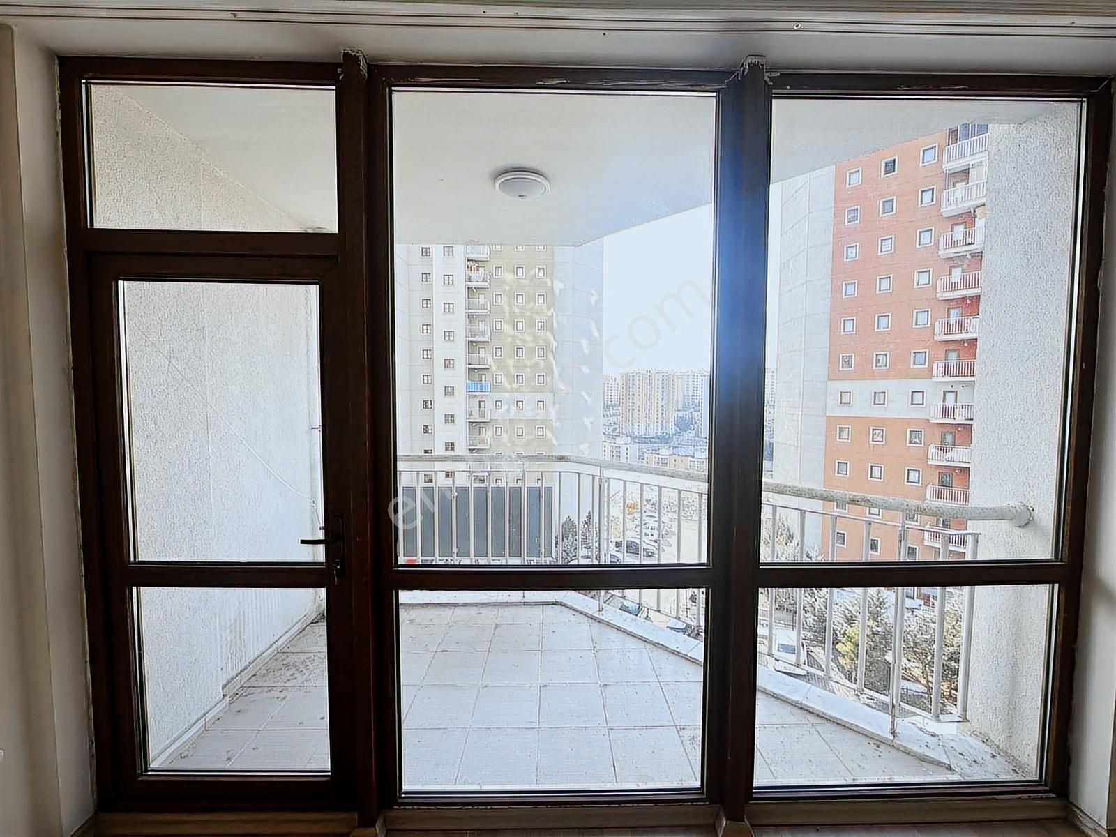 "11 Etabında Muhteşem Lokasyon 4+1 Kiralık Daire " - Görsel 14