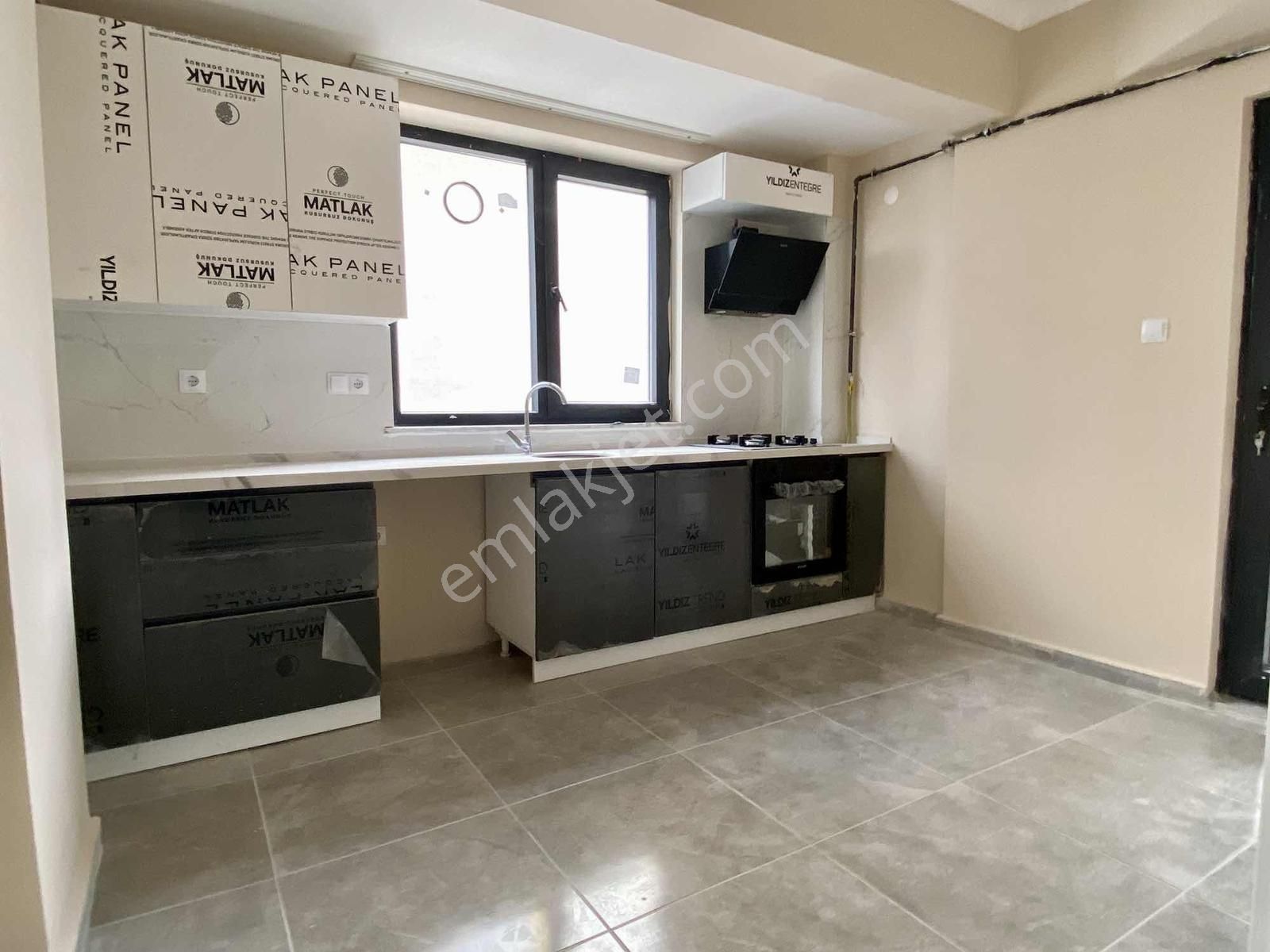 Kayapa'da Oturuma Hazır Kısa Süreliğine İndimde 2+1 (ara Kat)