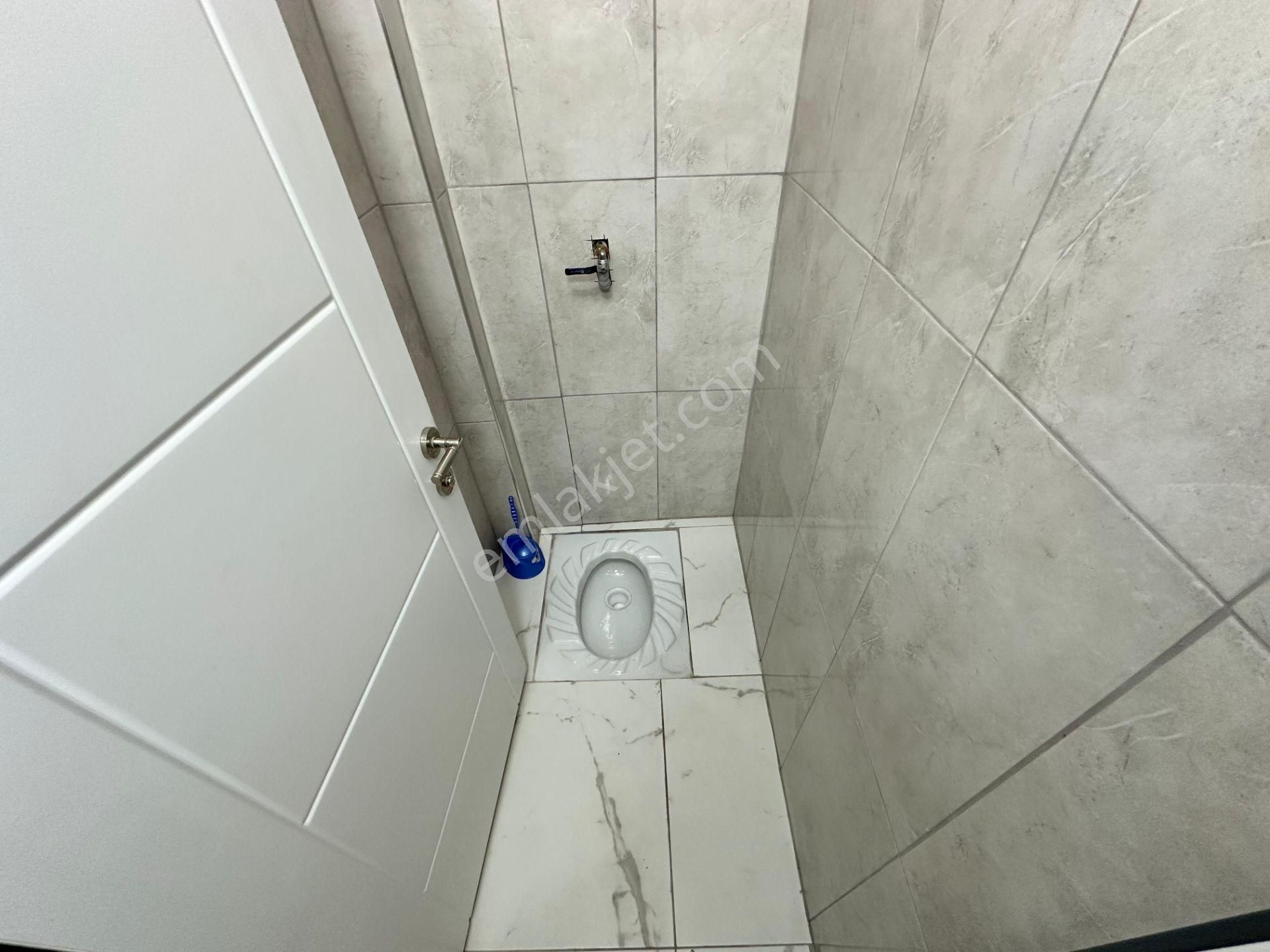 Uzman Emlak'tan İncirli Mh.de Full Yapılı Isı Yalıtımlı 3+1 Eşyalı Daire - Görsel 14