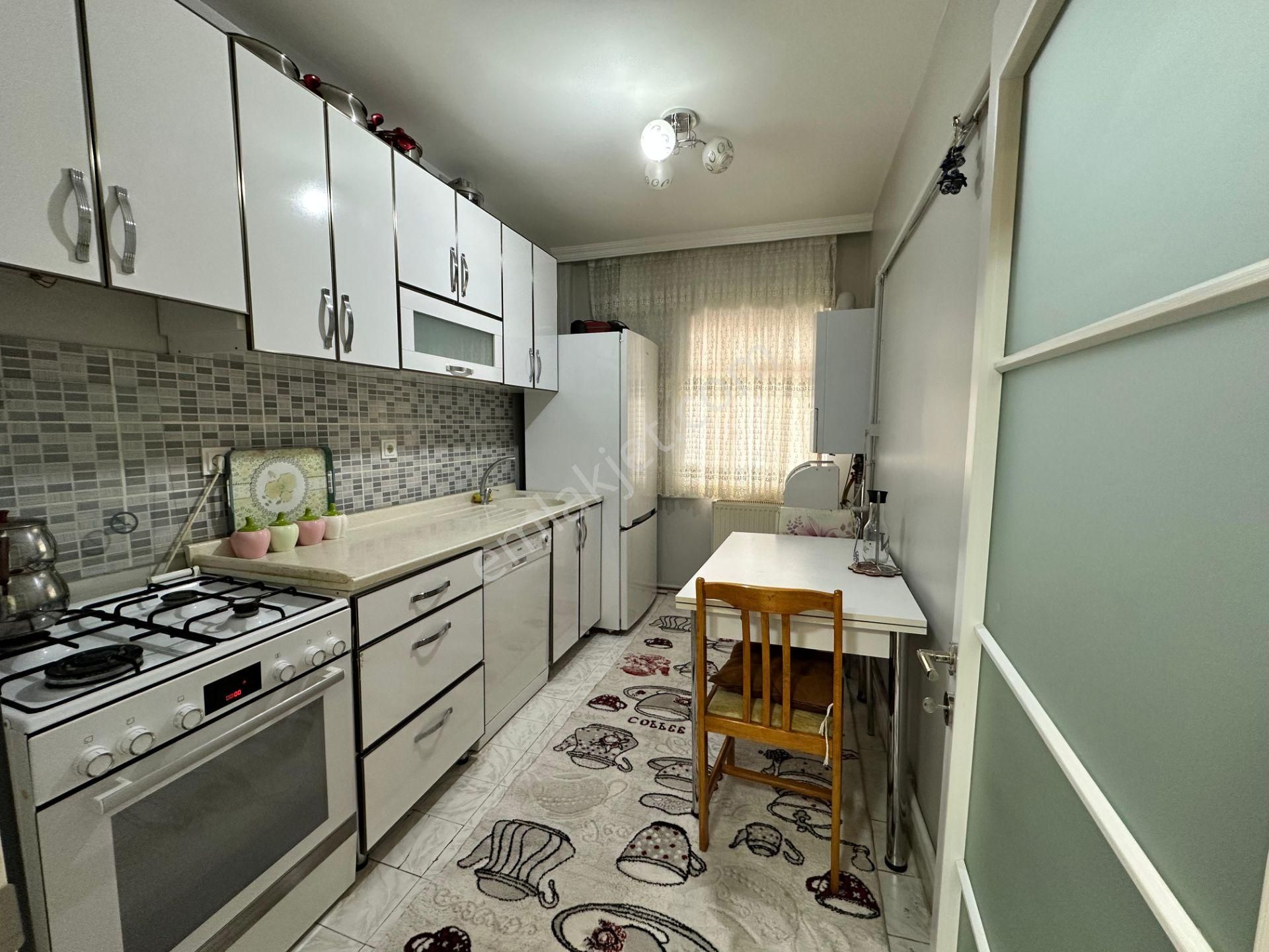Uzman Emlak'tan İncirli Mh.de Full Yapılı Isı Yalıtımlı 3+1 Eşyalı Daire - Görsel 11