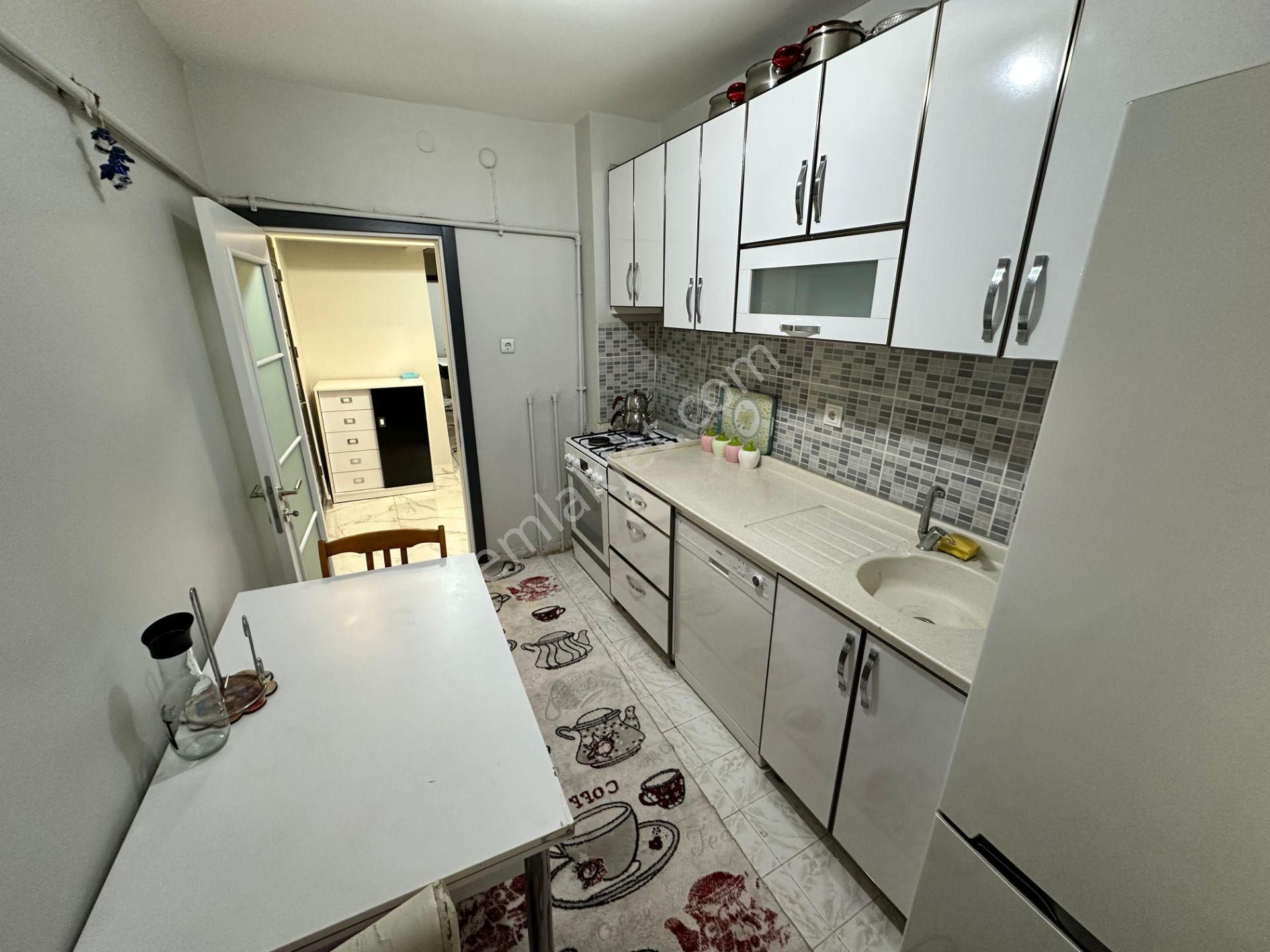 Uzman Emlak'tan İncirli Mh.de Full Yapılı Isı Yalıtımlı 3+1 Eşyalı Daire - Görsel 12