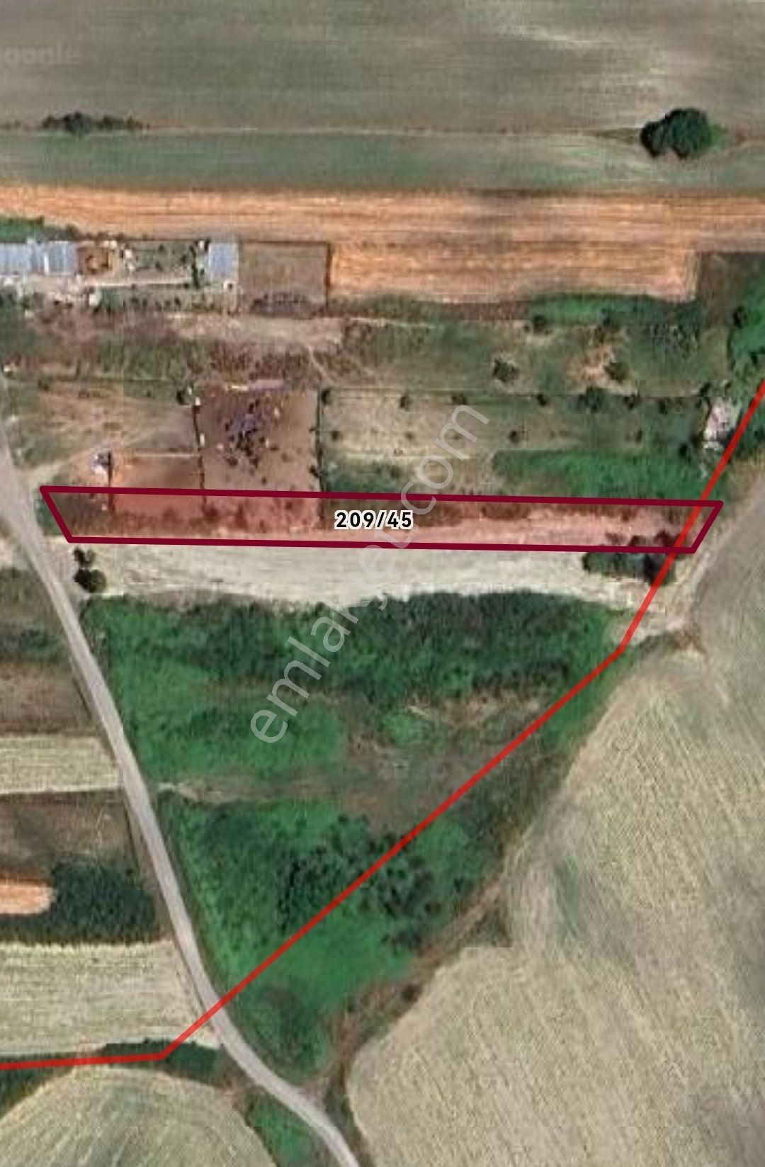 Arnavutköy Yeşil Bayırda Satılık Müstakil