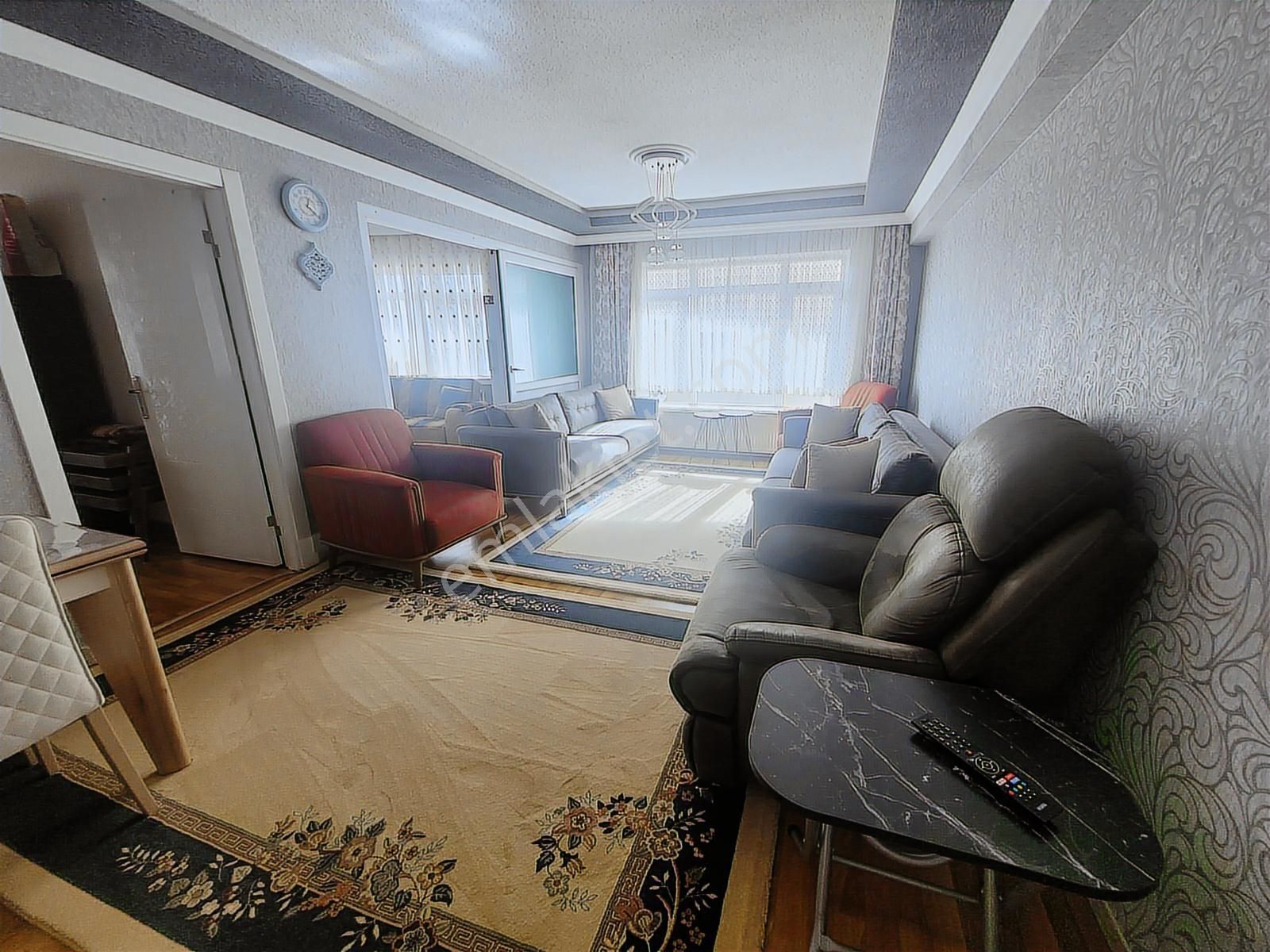 Rozet Sokak'ta Bakımlı , Ferah Ve Yatırıma Uygun 3 Oda 1 Salon - Görsel 10