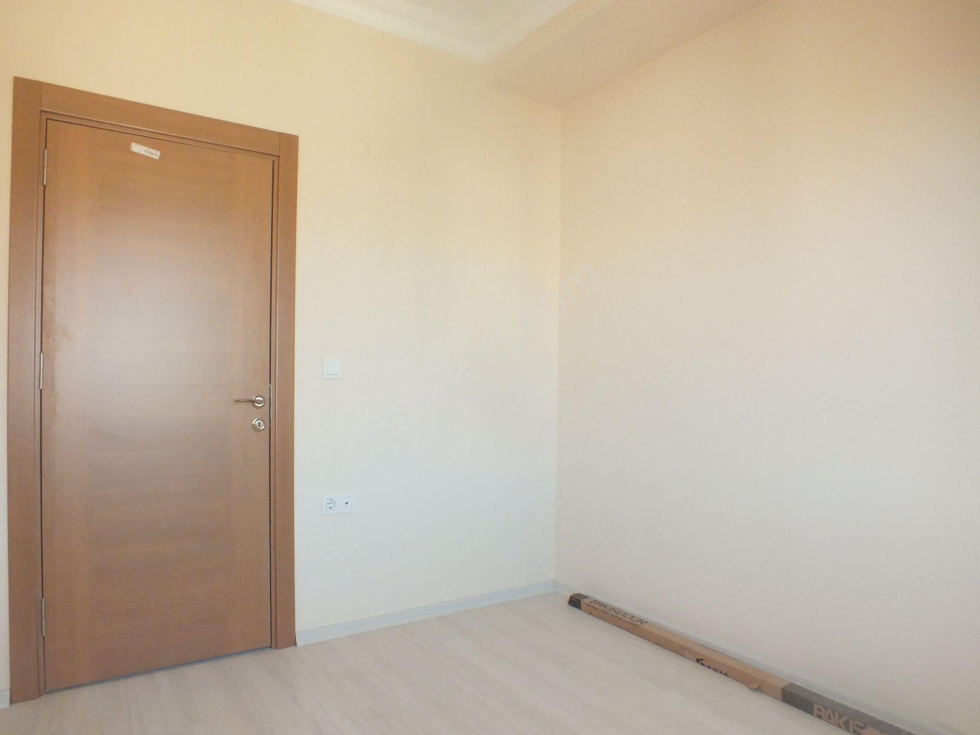 Mertcan'dan Safa Caddesi 4dk İskanlı Balkonlu Ara Kat 2+1 Daire - Görsel 10