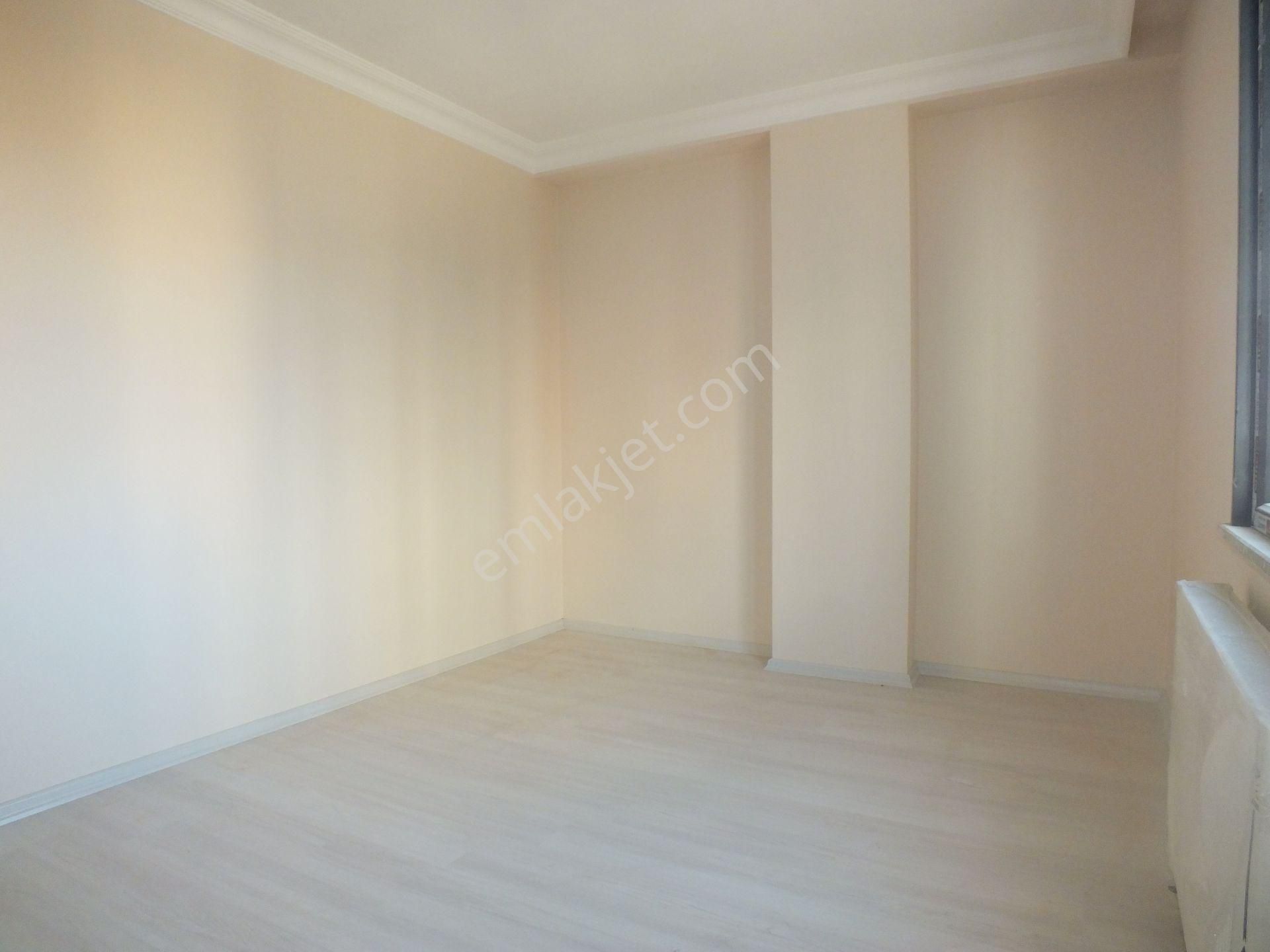 Mertcan'dan Safa Caddesi 4dk İskanlı Balkonlu Ara Kat 2+1 Daire - Görsel 6