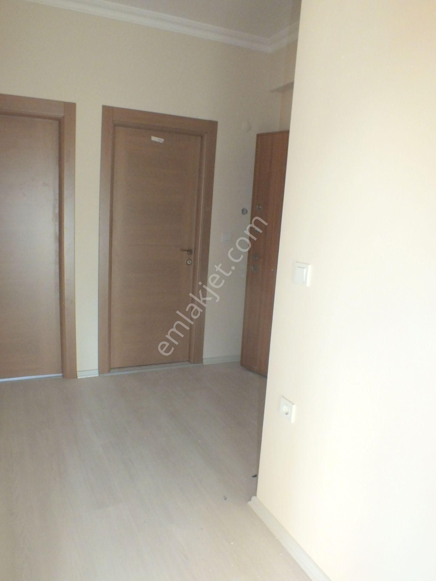 Mertcan'dan Safa Caddesi 4dk İskanlı Balkonlu Ara Kat 2+1 Daire - Görsel 15