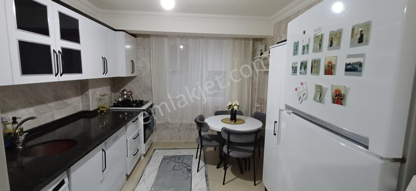 Güzel Emlak Tan 4 Oda Yüksek Giriş Kat - Görsel 25