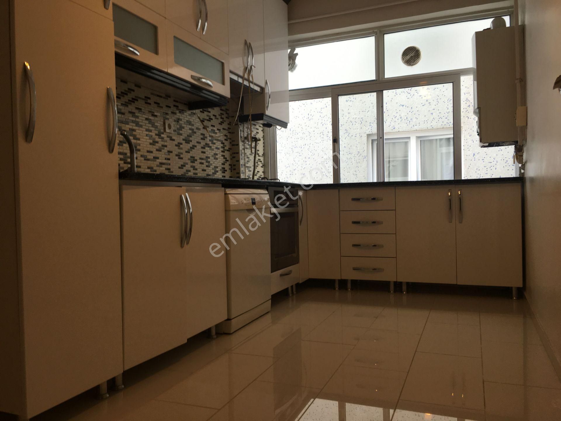Avcılar Cihangir Mh 3+1 Ara Kat Kiralık Daire - Görsel 3