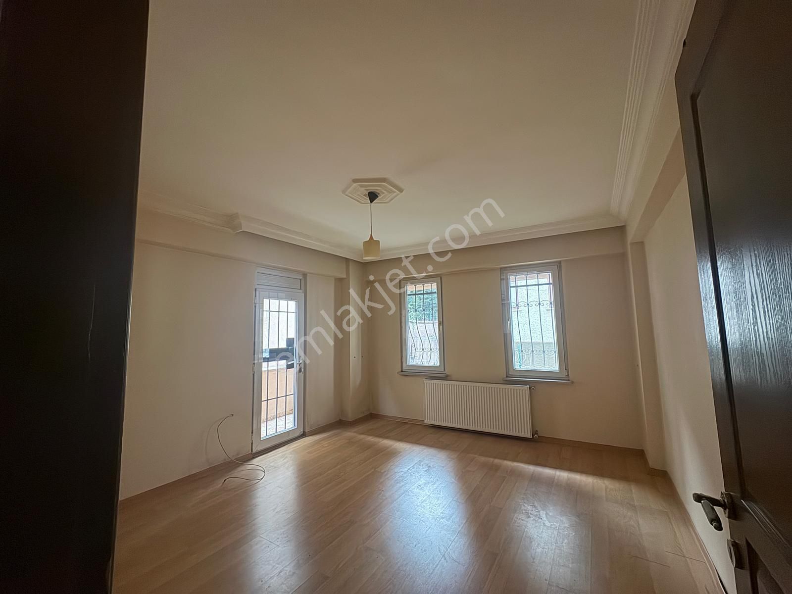 Mollateamemlak Eyüpsultan Merkez Mahallesi Kırkmerdiven Caddesinde Satılık 3+1 Daire - Görsel 3