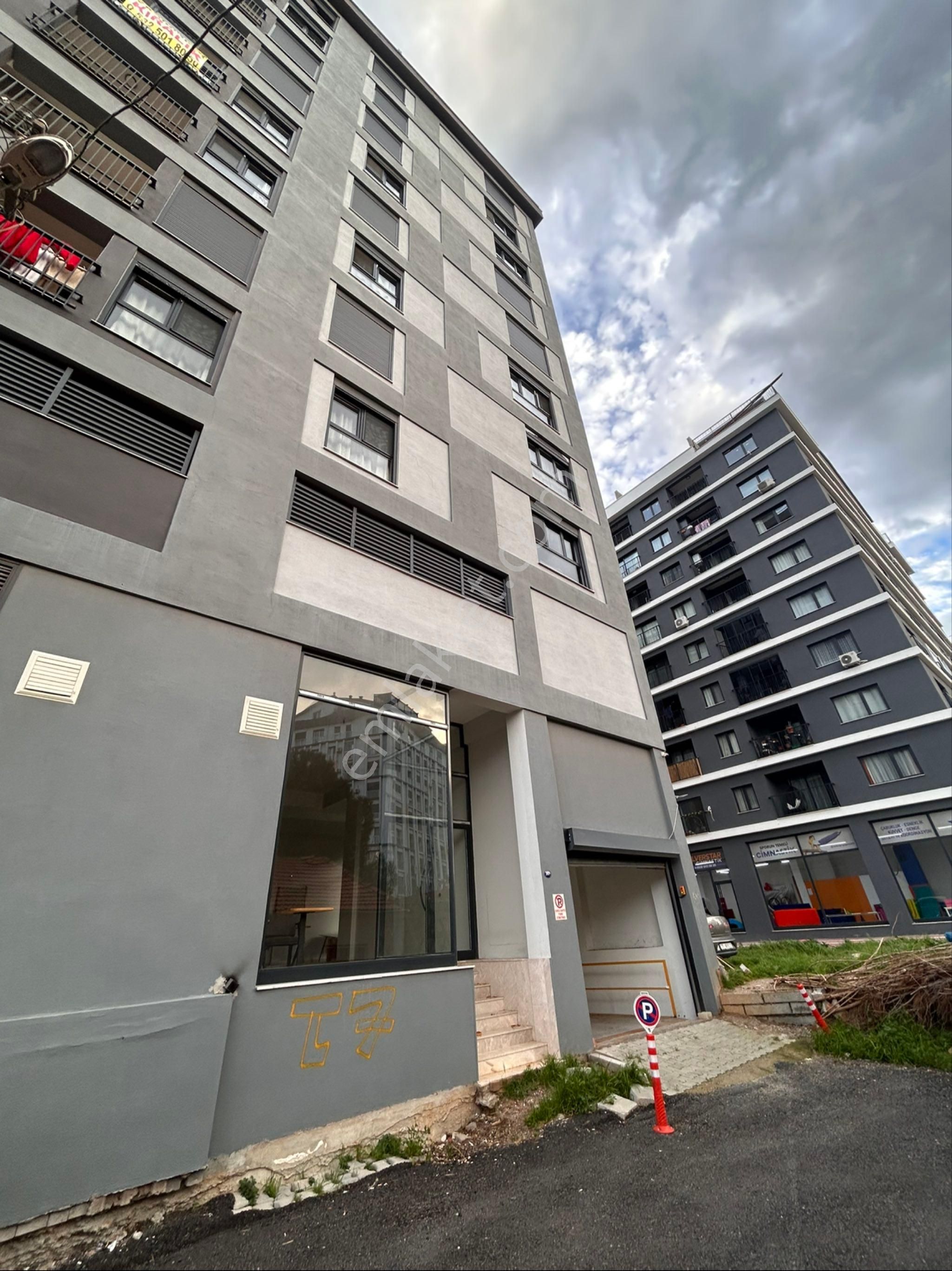 Karşıyaka İmbatlı Mah. Kiralık Dükkan Ofis 60m2 - Görsel 5