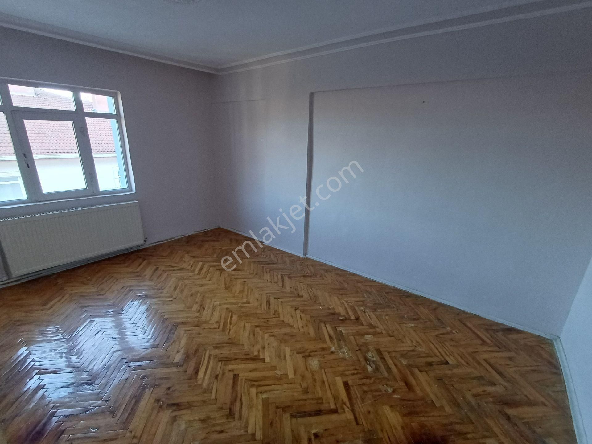 Sincan Tandoğan Mah.de Çarşı Merkeze Yakın Kiralık 3+1 Daire - Görsel 12