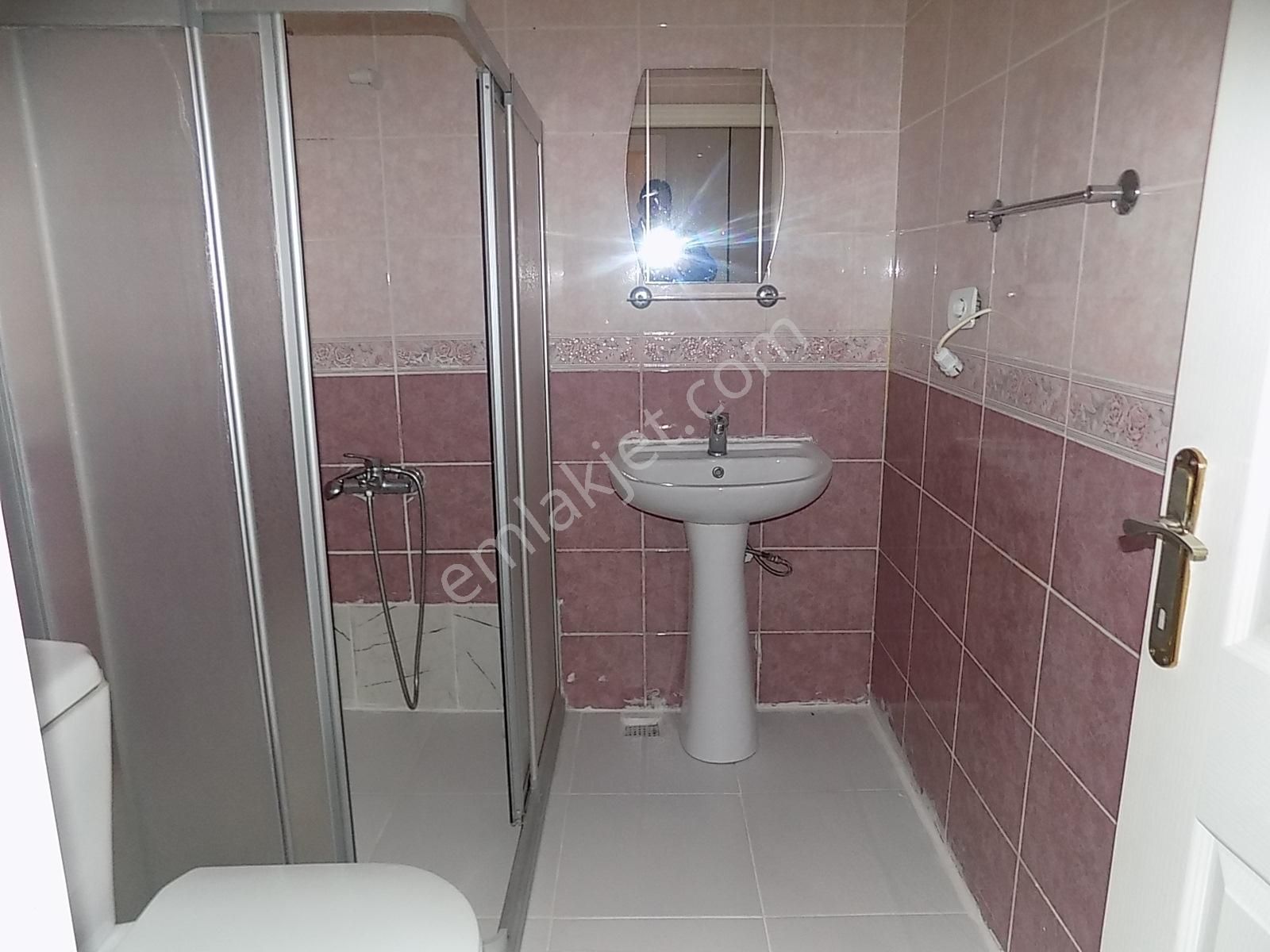 Özgen'den 120m2 3+1 Giriş Altı Kiralık Daire - Görsel 20