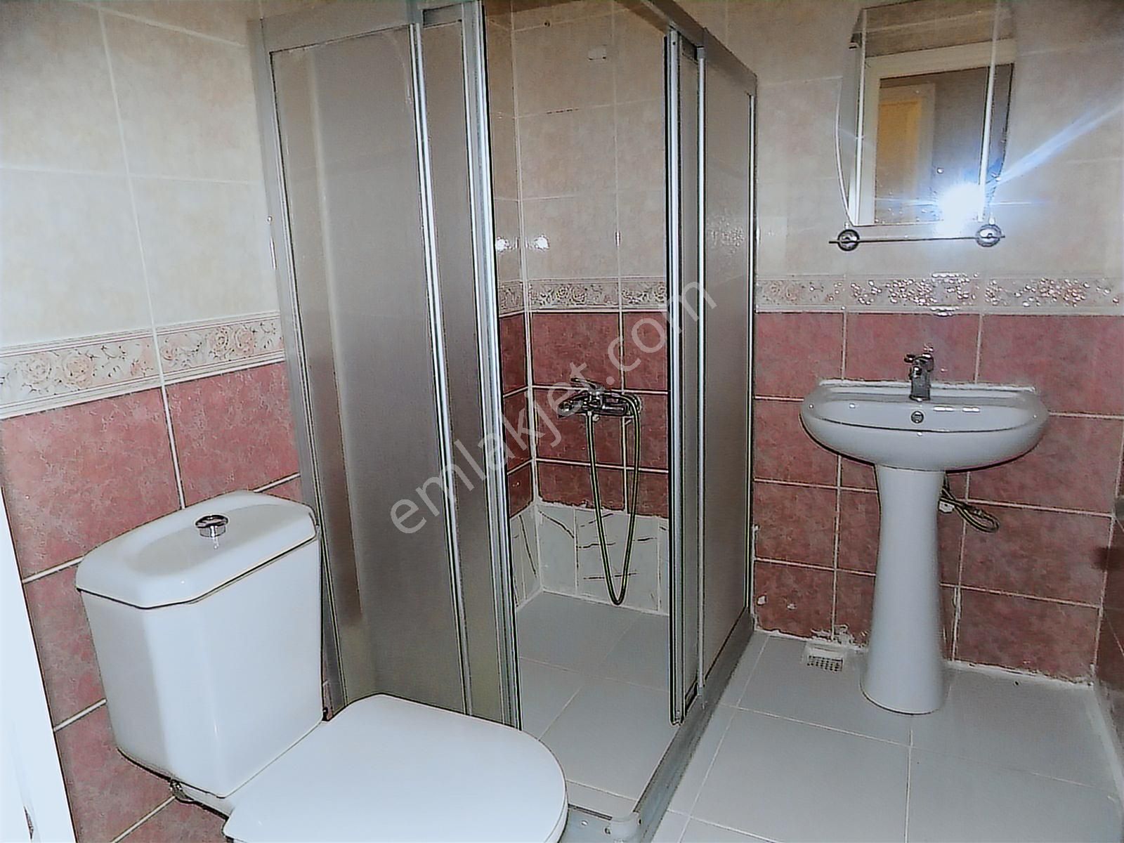 Özgen'den 120m2 3+1 Giriş Altı Kiralık Daire - Görsel 19