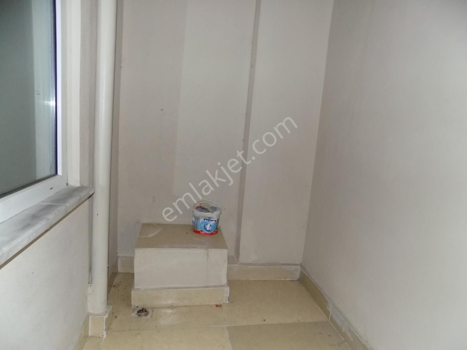 Özgen'den 120m2 3+1 Giriş Altı Kiralık Daire - Görsel 17