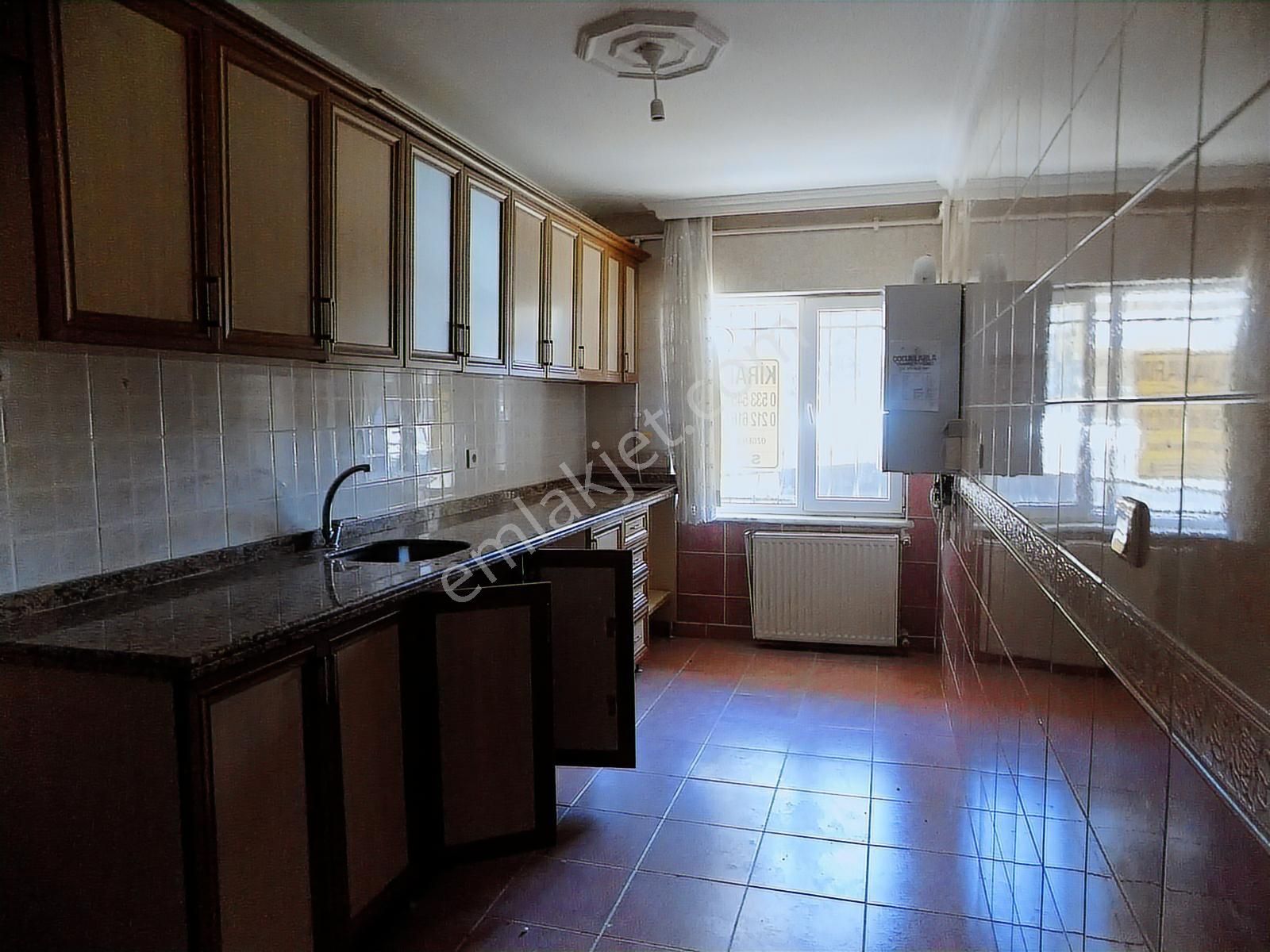 Özgen'den 120m2 3+1 Giriş Altı Kiralık Daire - Görsel 8