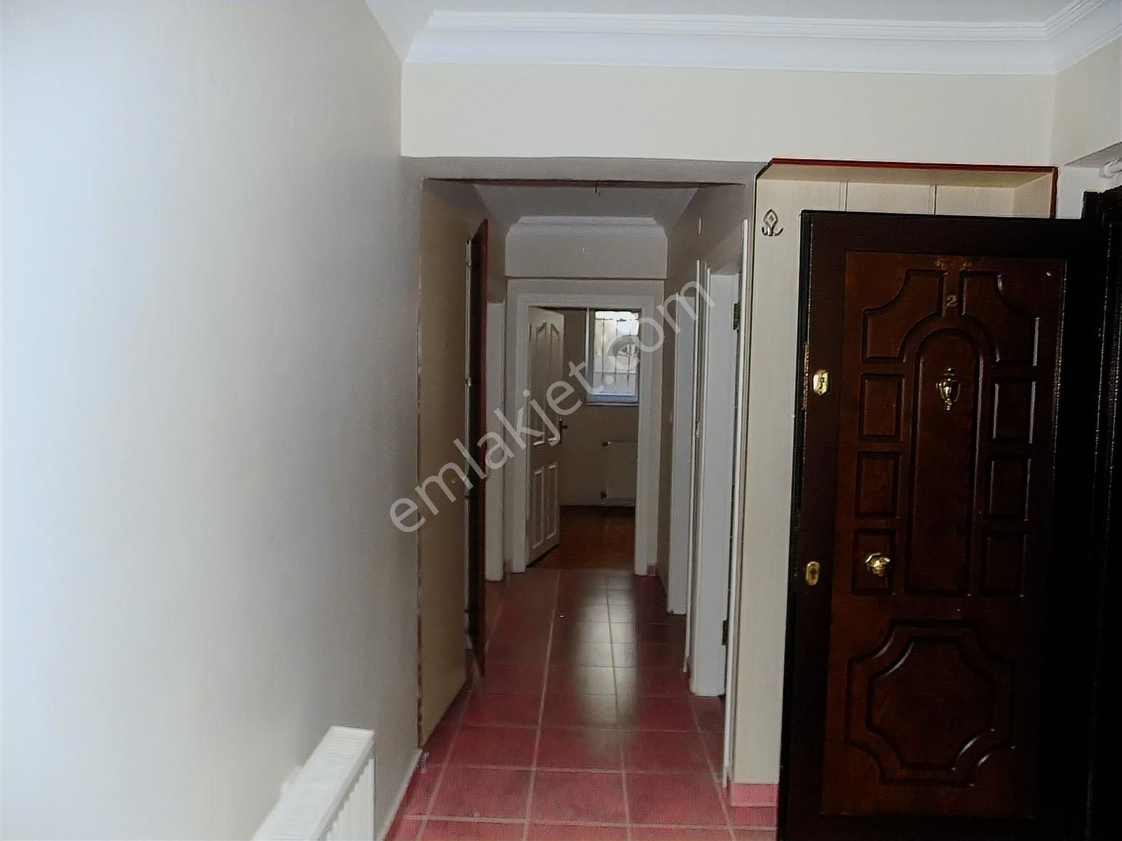Özgen'den 120m2 3+1 Giriş Altı Kiralık Daire - Görsel 13