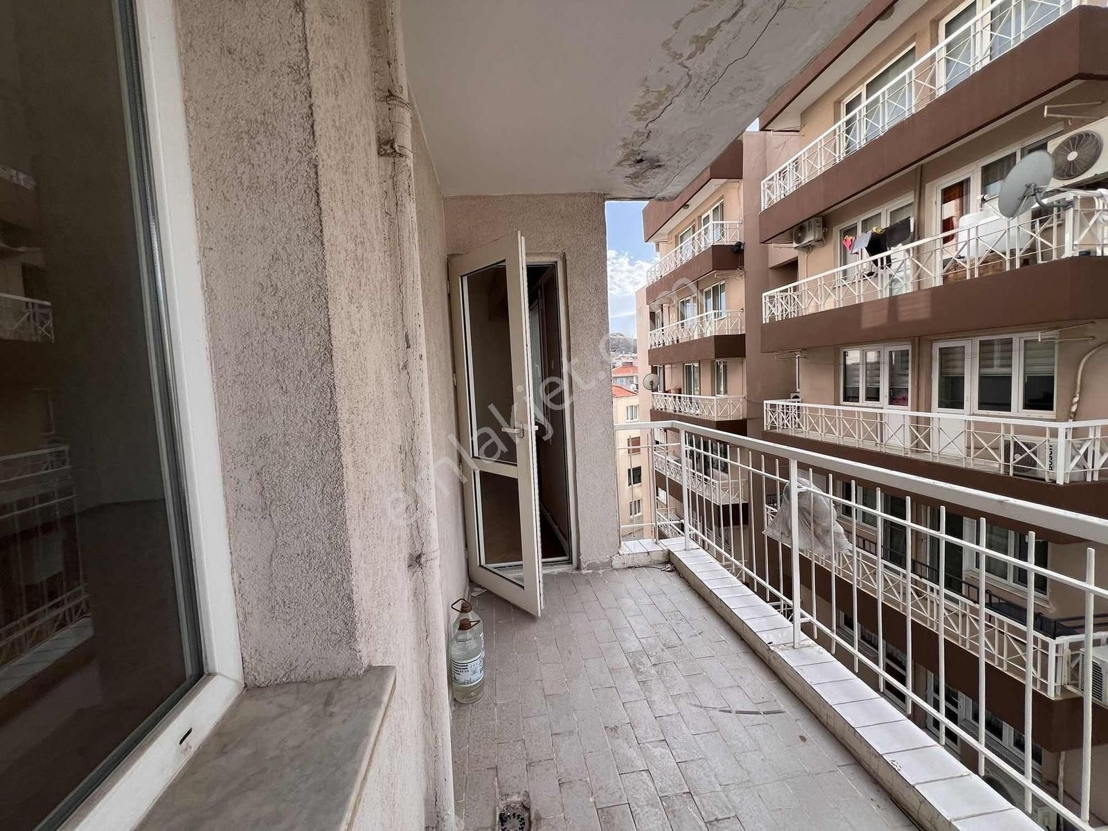 İnönü Cadde Üzerinde 3+1 Satılık Ferah Daire - Görsel 31