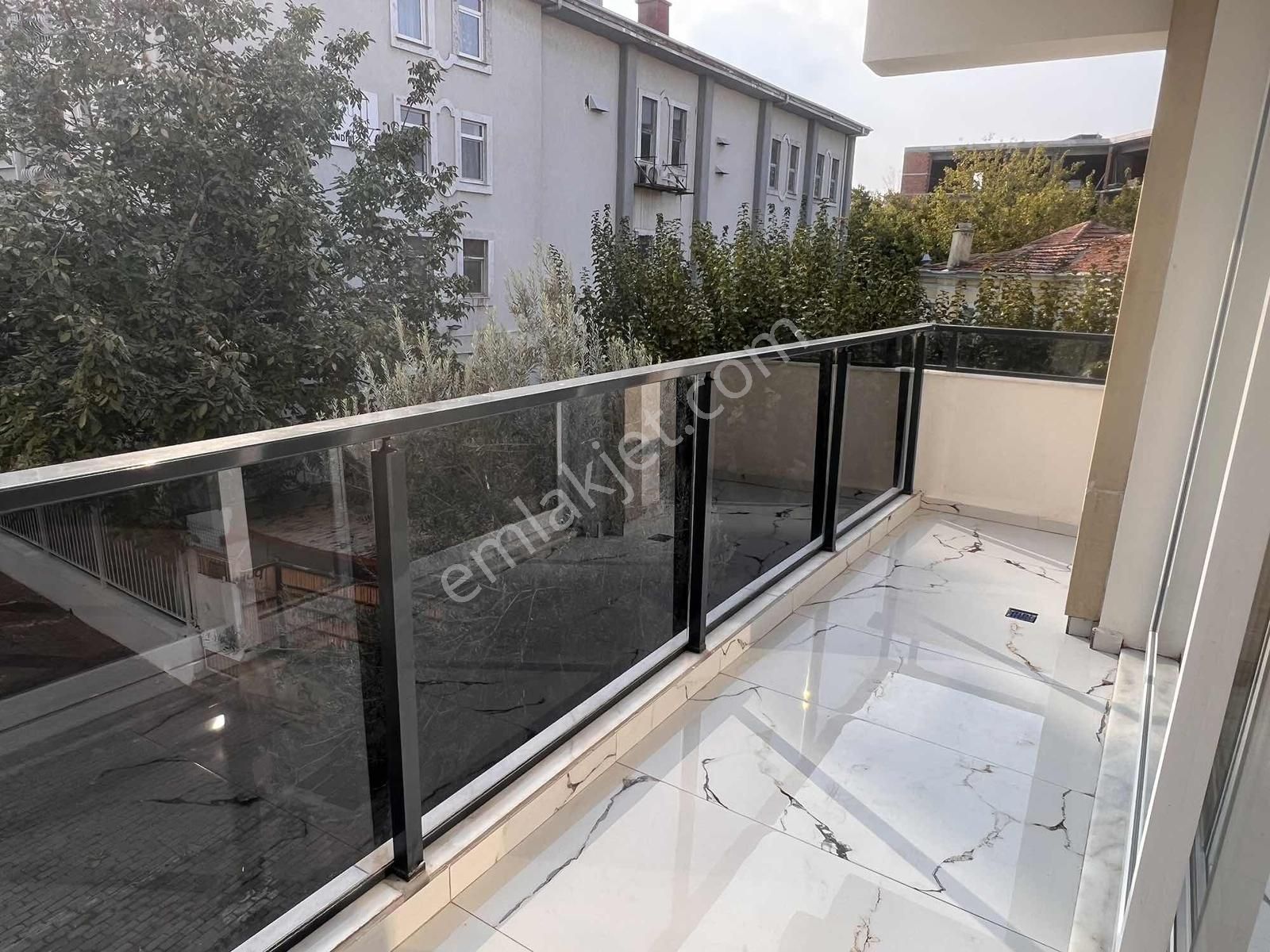 Selma Yiğitalp Lisesi Yanı 3+1 Bakımlı Ferah Satılık Daire - Görsel 11