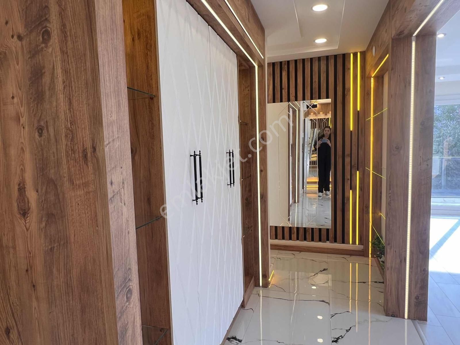 Selma Yiğitalp Lisesi Yanı 3+1 Bakımlı Ferah Satılık Daire - Görsel 12