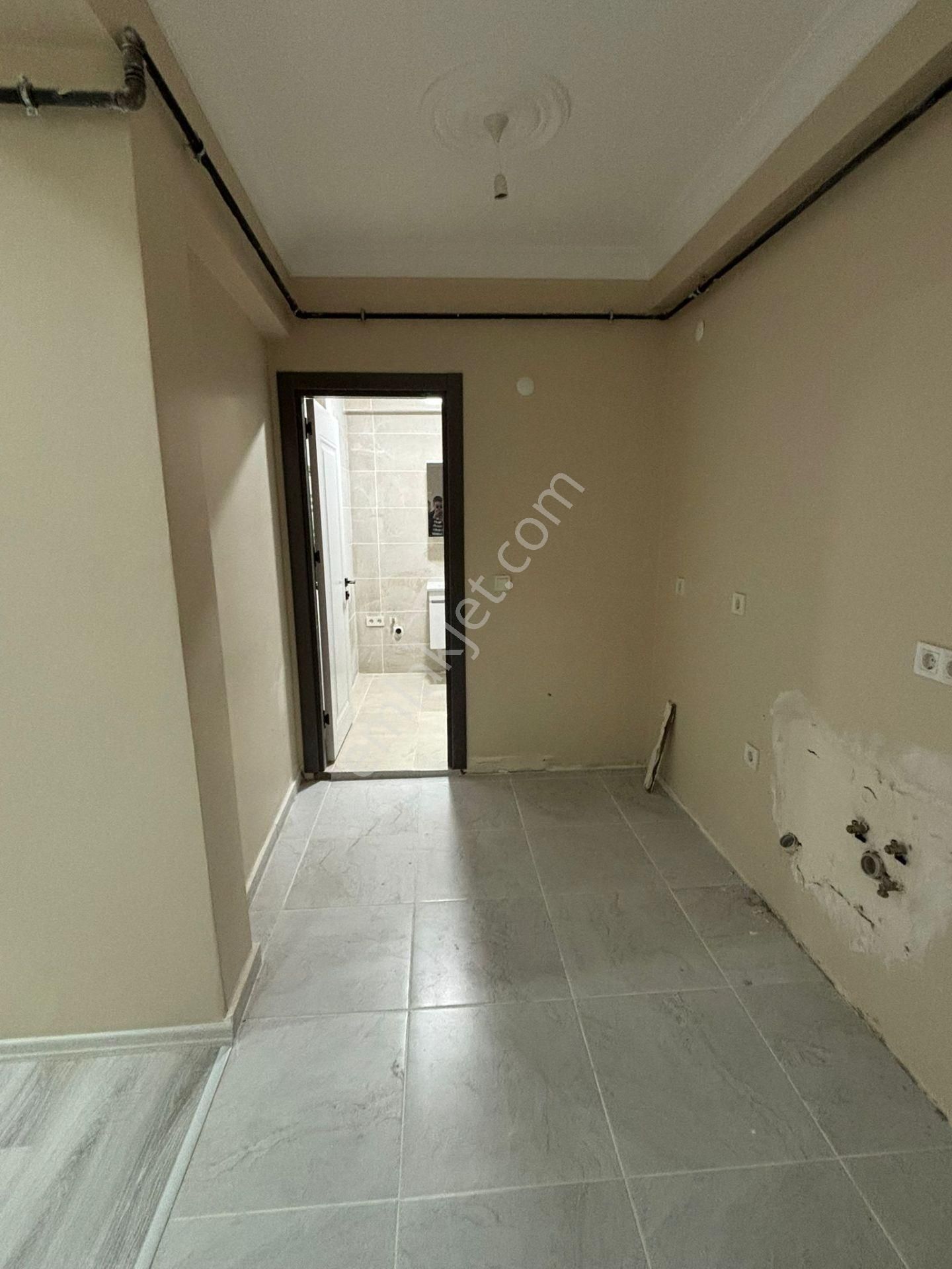 Şirinevler Mh Sıfır Binada Stılık 2+1 Bahce Kat - Görsel 8