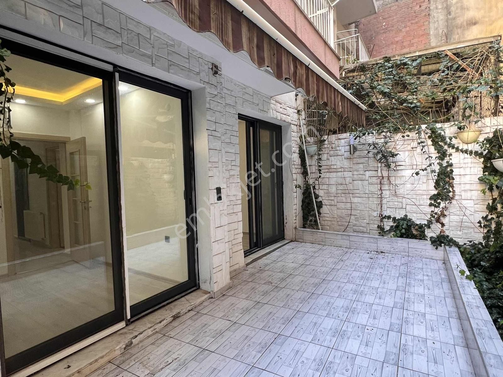 İzmirspor Metro Yakını 2+1 Bakımlı Bahçeli Satılık Daire - Görsel 19