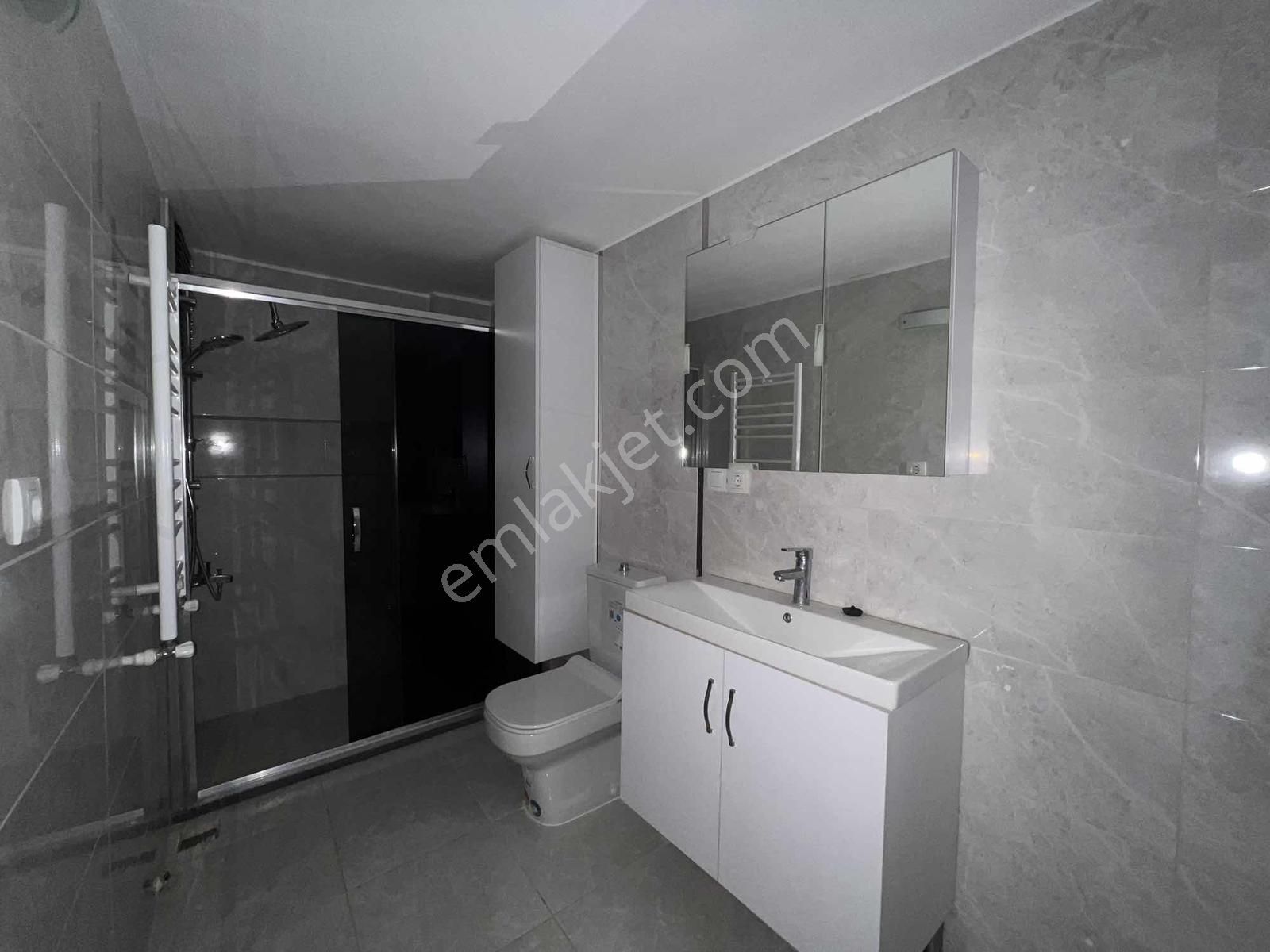 İnönü Cadde Yanı Araphasanda 3+1 Köşe Satılık Ara-kat Daire - Görsel 5