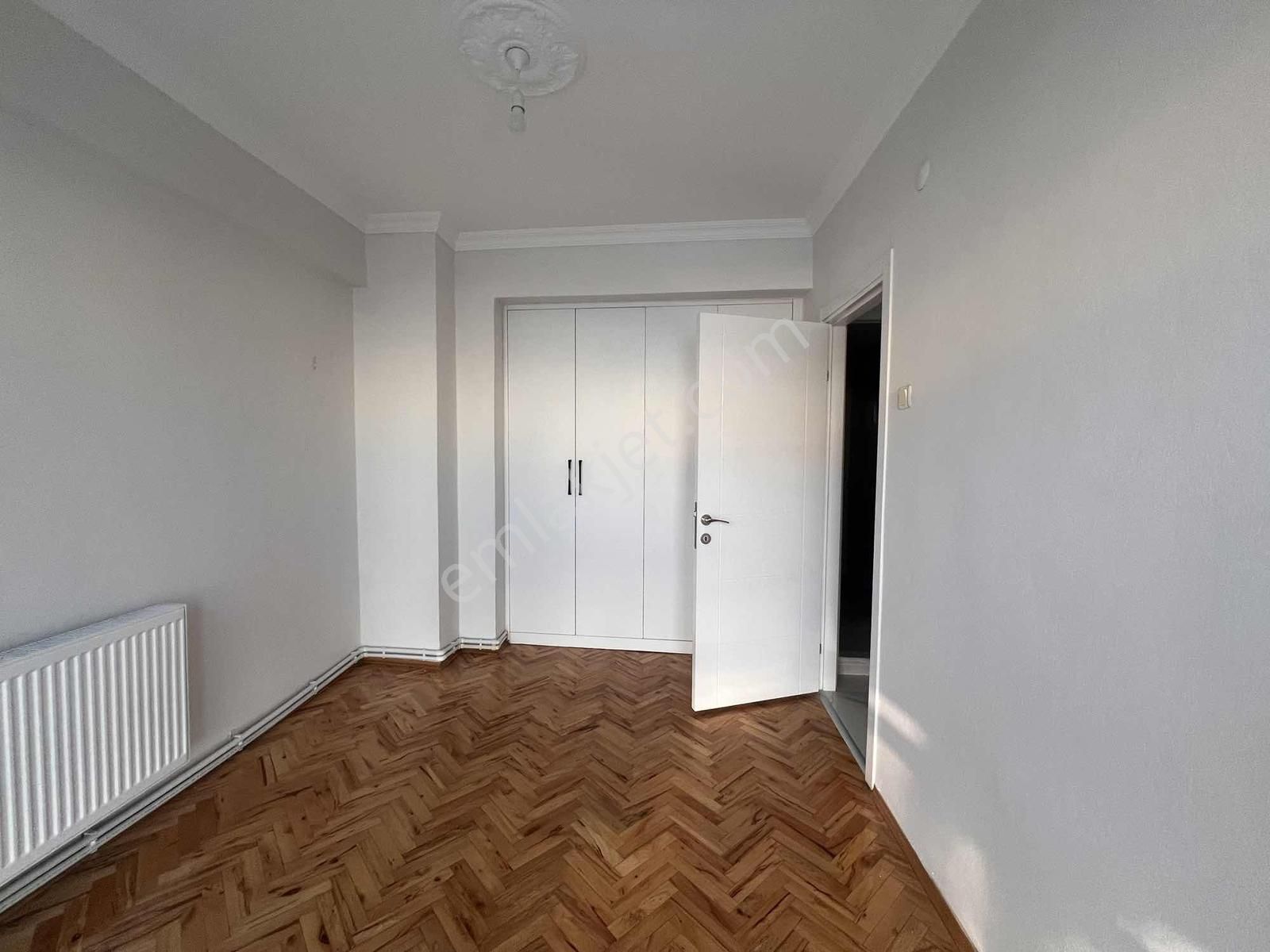 İnönü Cadde Yanı Araphasanda 3+1 Köşe Satılık Ara-kat Daire - Görsel 21