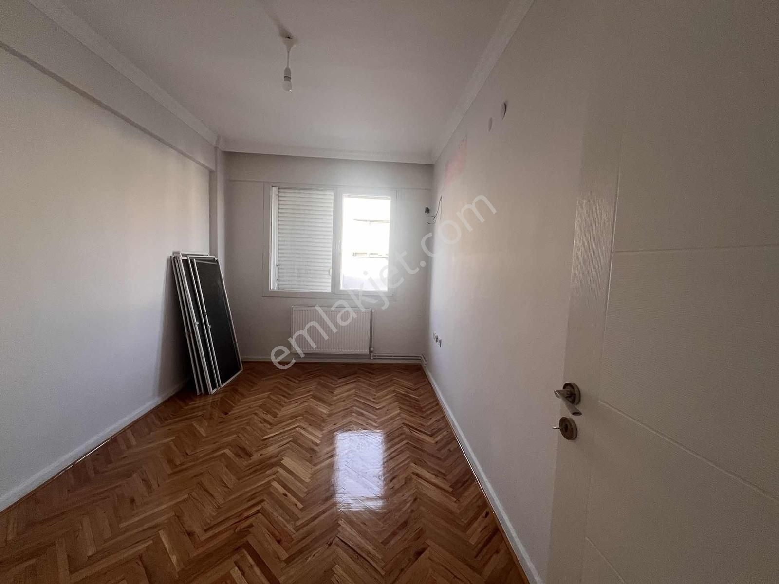 İnönü Cadde Yanı Araphasanda 3+1 Köşe Satılık Ara-kat Daire - Görsel 12