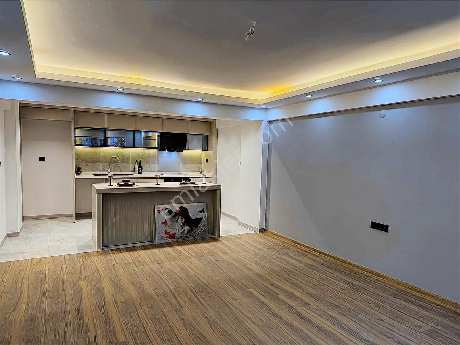 Balçova Sakarya Caddesinde 3+1 Ara-kat Satılık Daire - Görsel 24