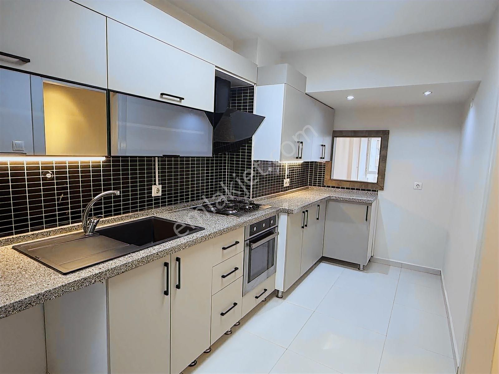 İnönü Caddesi Poligon Da 3+1 Çift Cephe Satılık Daire - Görsel 9