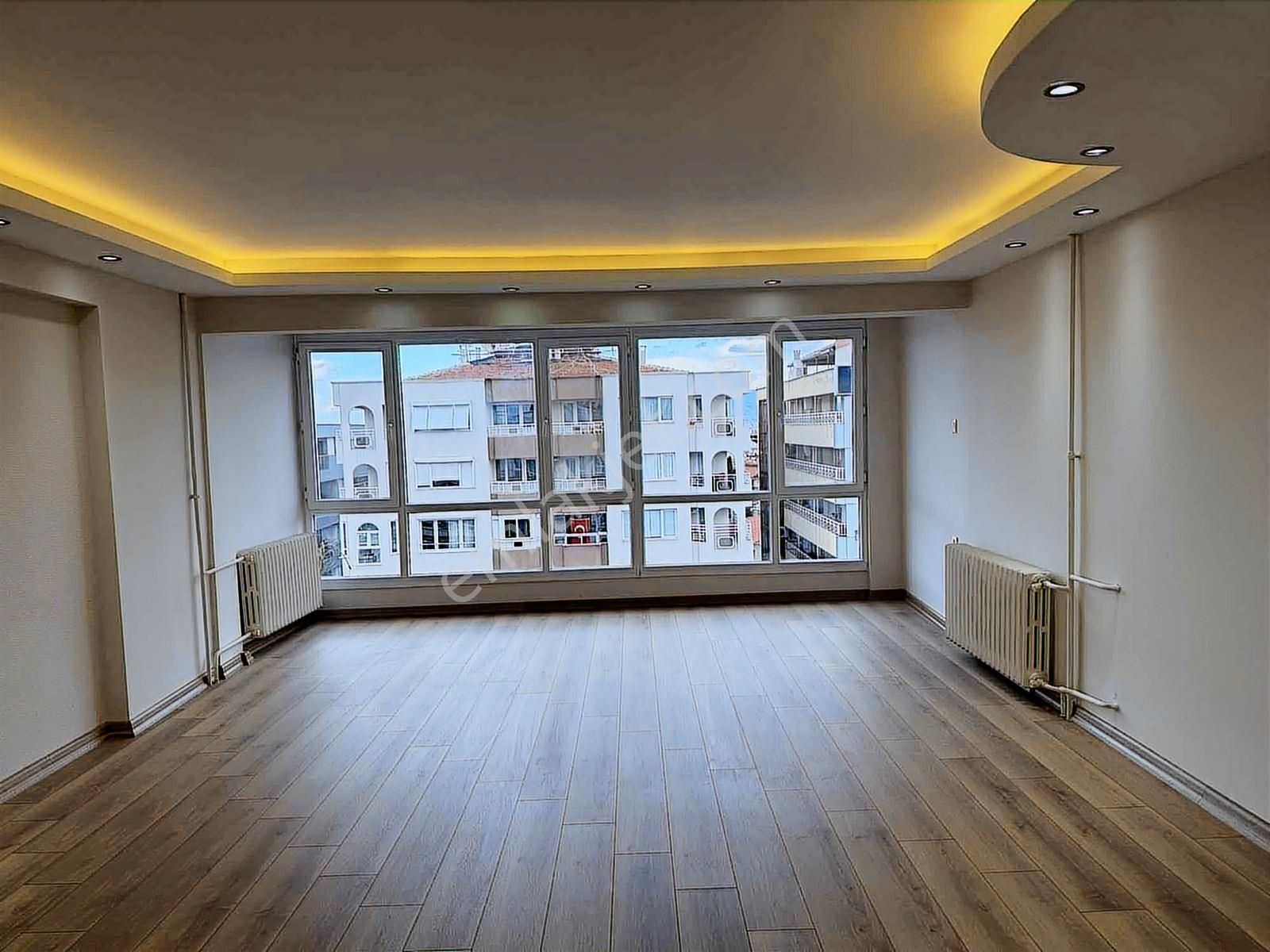 İnönü Caddesi Poligon Da 3+1 Çift Cephe Satılık Daire - Görsel 11