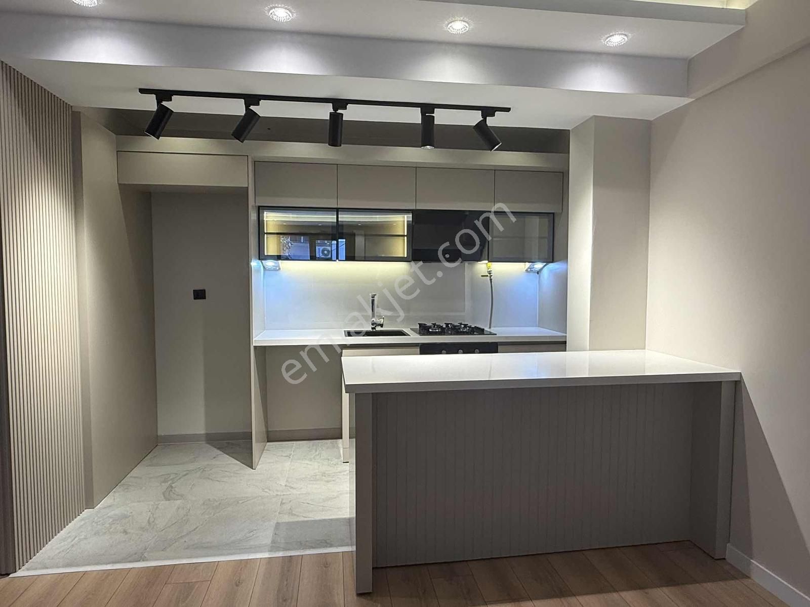 Amerikan Kolleji Karşısında 3+1 Bahçeli Lüks Satılık Daire - Görsel 13