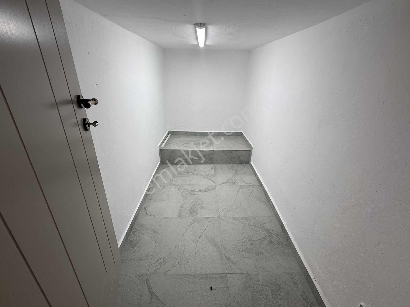 Amerikan Kolleji Karşısında 3+1 Bahçeli Lüks Satılık Daire - Görsel 26