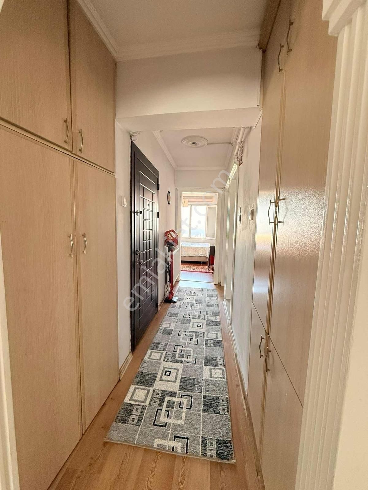 Polat Caddesi Üzerinde Deniz Manzaralı Satılık Daire - Görsel 10