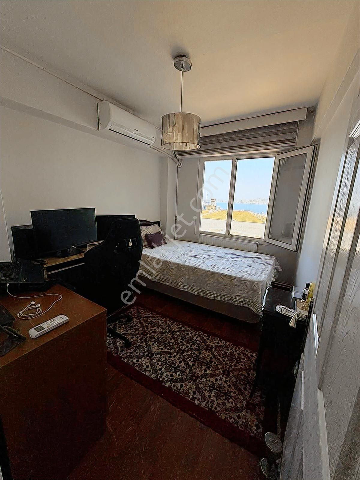Polat Caddesi Üzerinde Deniz Manzaralı Satılık Daire - Görsel 12