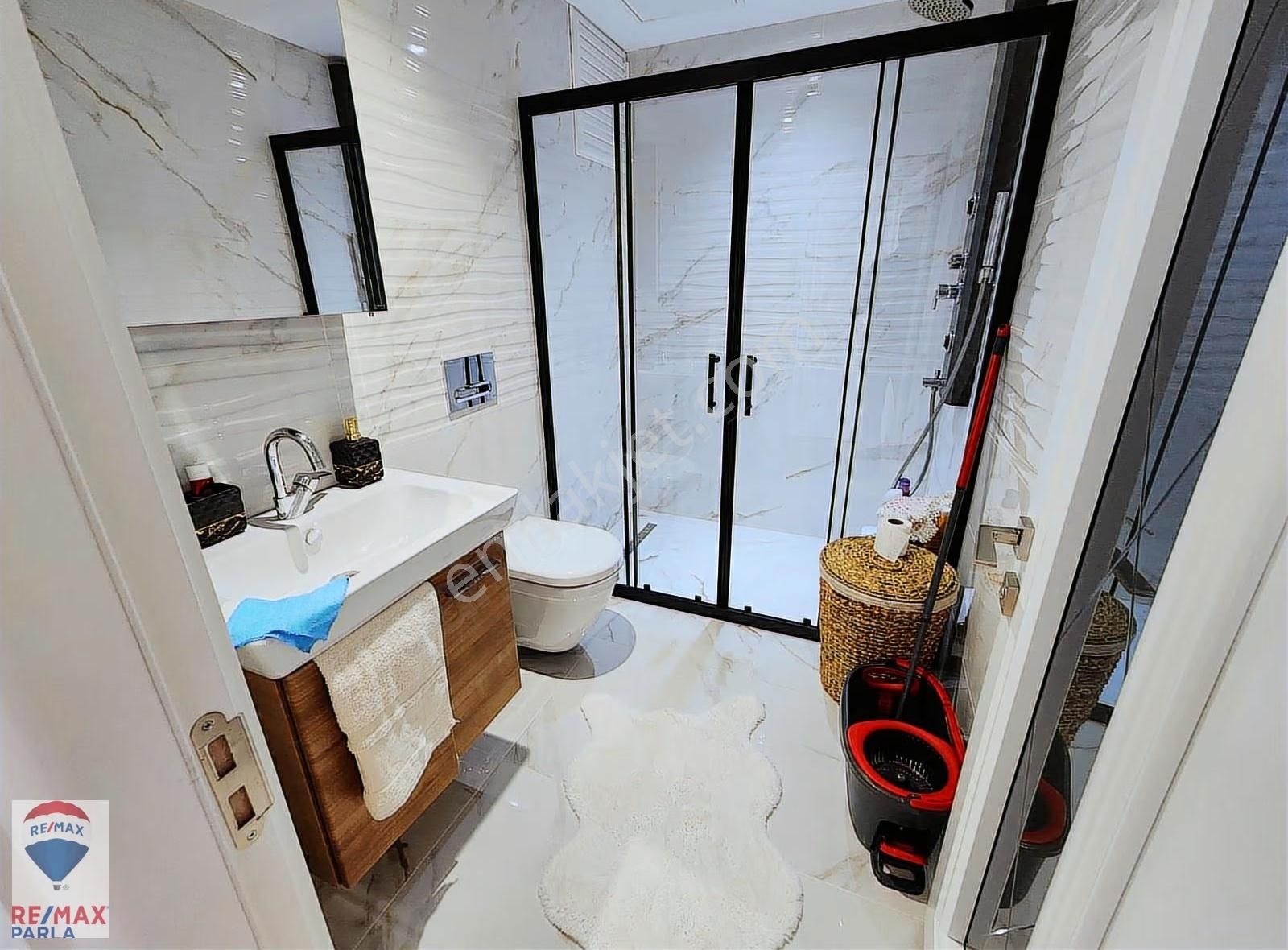 Atakum Büyükoyumcada 175 M² Deniz Manzaralı, Full Eşyalı 4+1 - Görsel 5