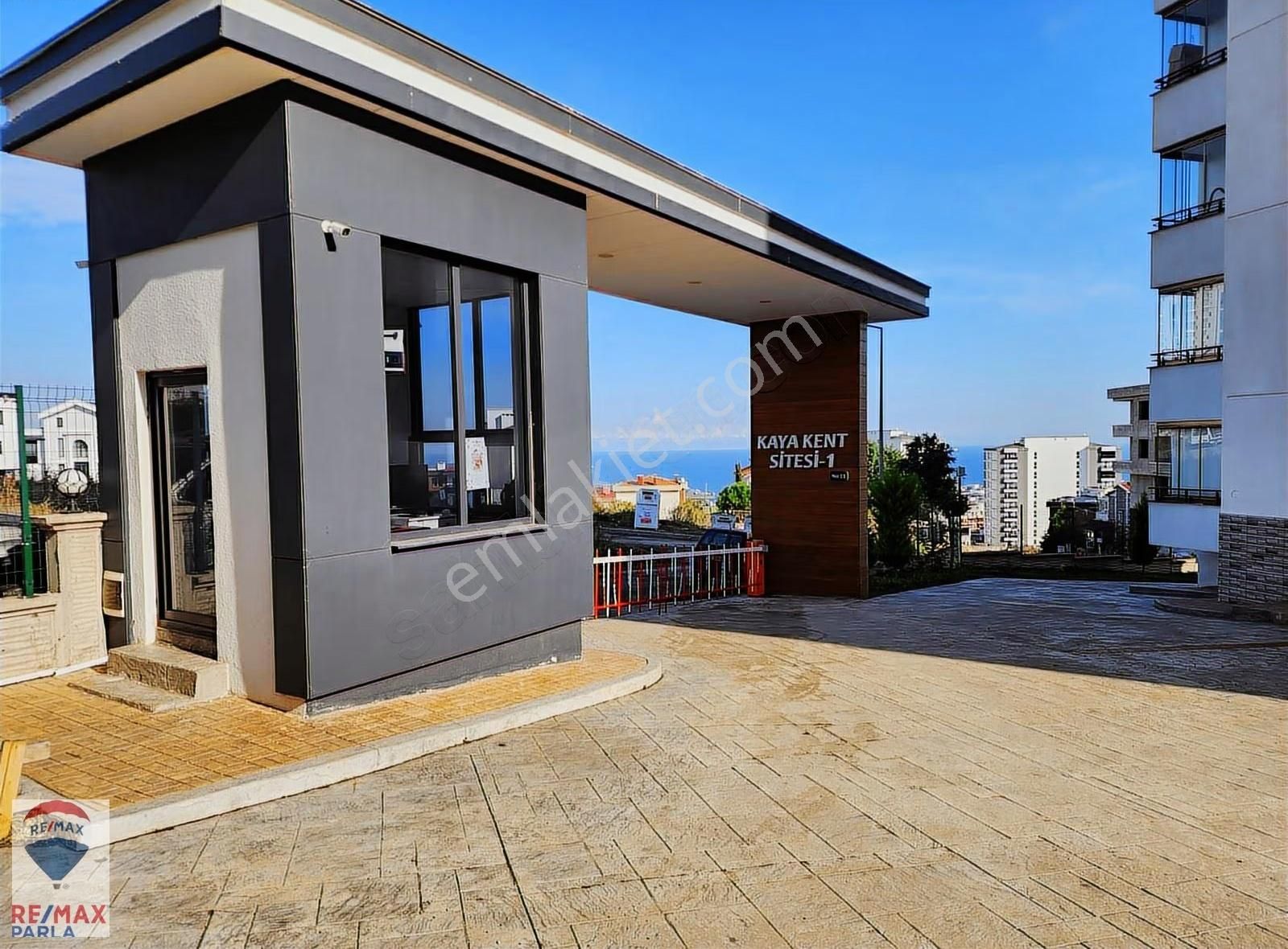 Atakum Büyükoyumcada 175 M² Deniz Manzaralı, Full Eşyalı 4+1 - Görsel 2