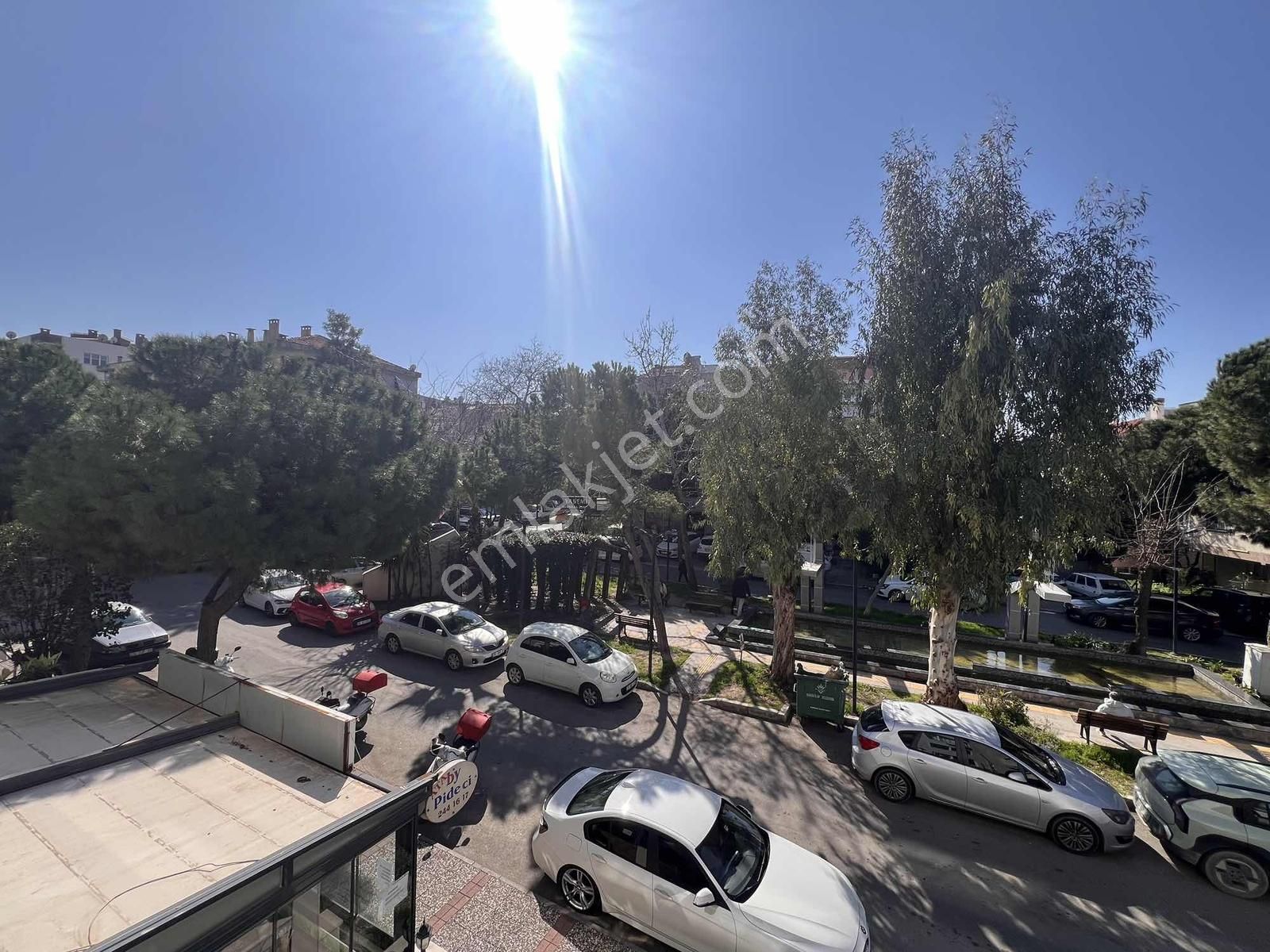 Âla'dan Göztepe Metroya 5dk Mesafede 3+1 Satılık Ara-kat Daire - Görsel 18