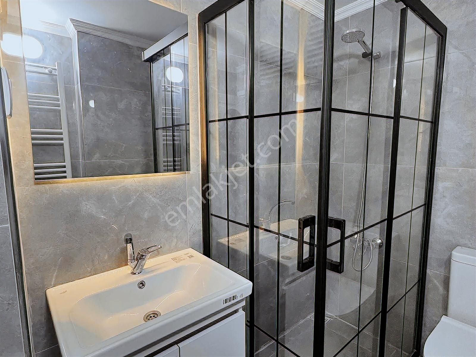 Âla'dan Göztepe Metroya 5dk Mesafede 3+1 Satılık Ara-kat Daire - Görsel 15