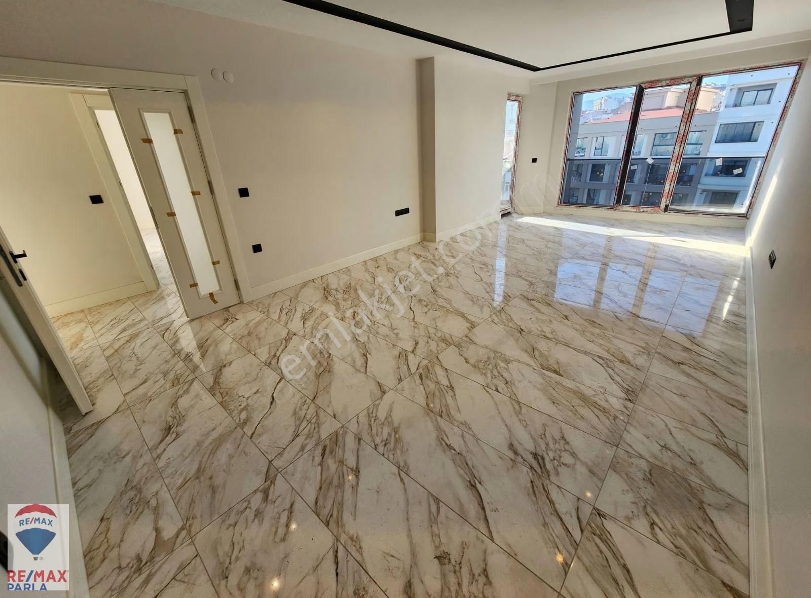 56'ların Başlangıcında Sıfır Daire Ofis Kullanımına Uygun - Görsel 8