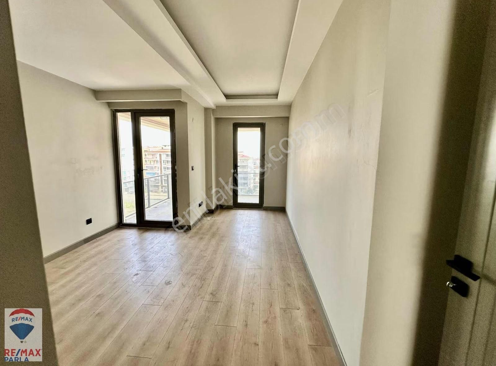 Atakum Alanlı Villa Tipi Bahçe Balkonlu Satılık 2+1 Daire - Görsel 4