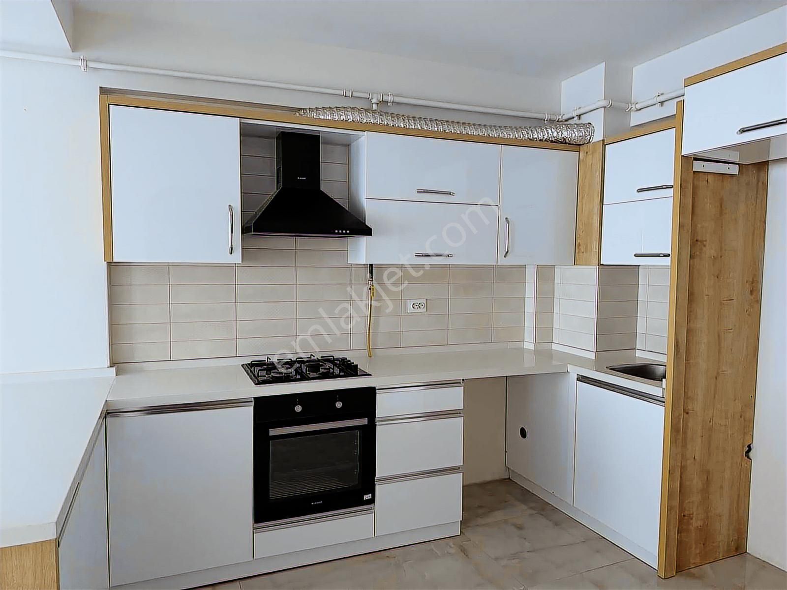 Üçyol Metro Yakını 2+1 Kiralık Daire - Görsel 17