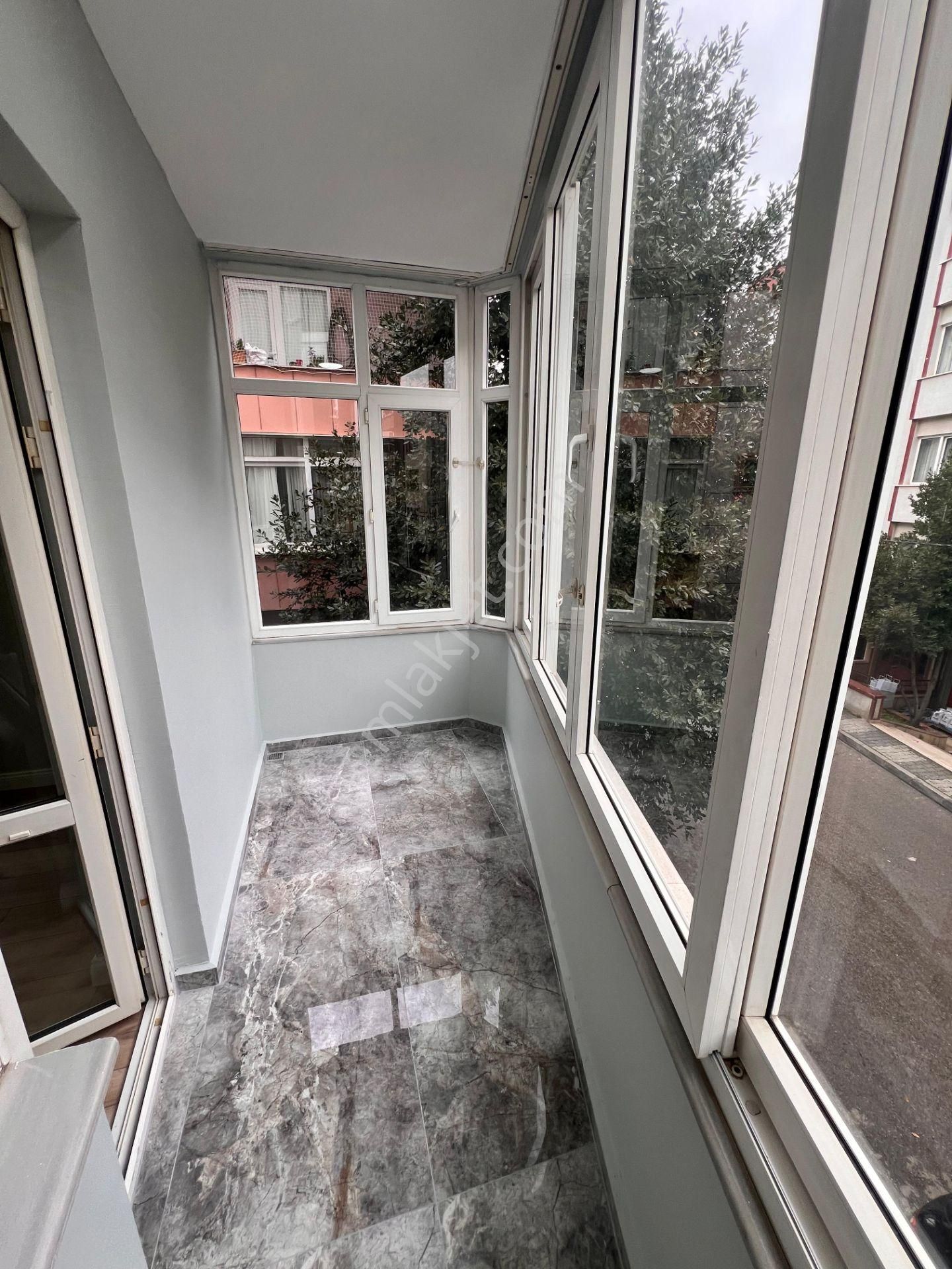 Kaçmaz'dan Altıntepe 63 'te Minibüs Ve Marmaraya Yakın Katta Tek - Görsel 16