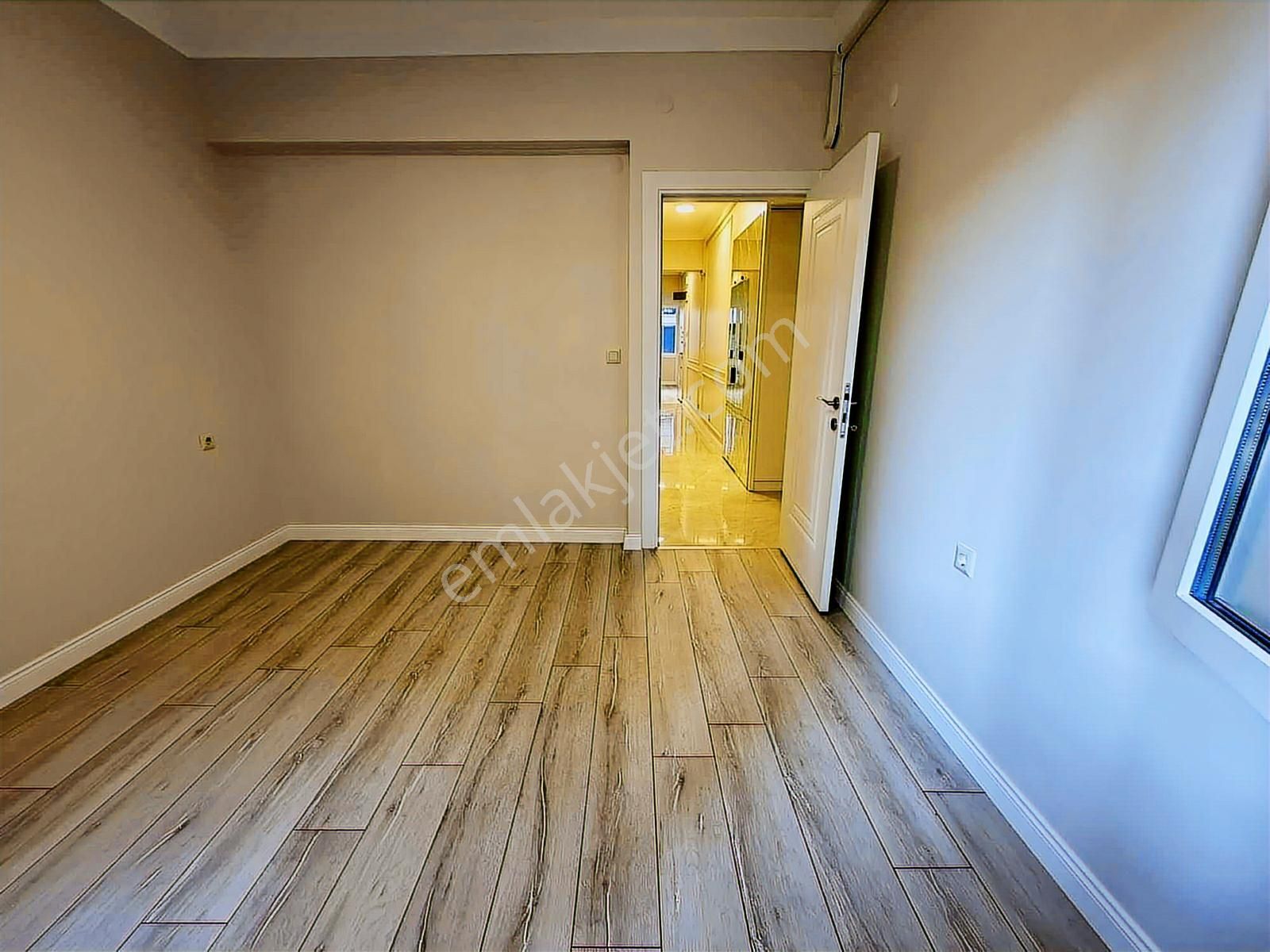 Güzelyalıda İnönü Cadde Paraleli 3+1 Satılık Daire - Görsel 30