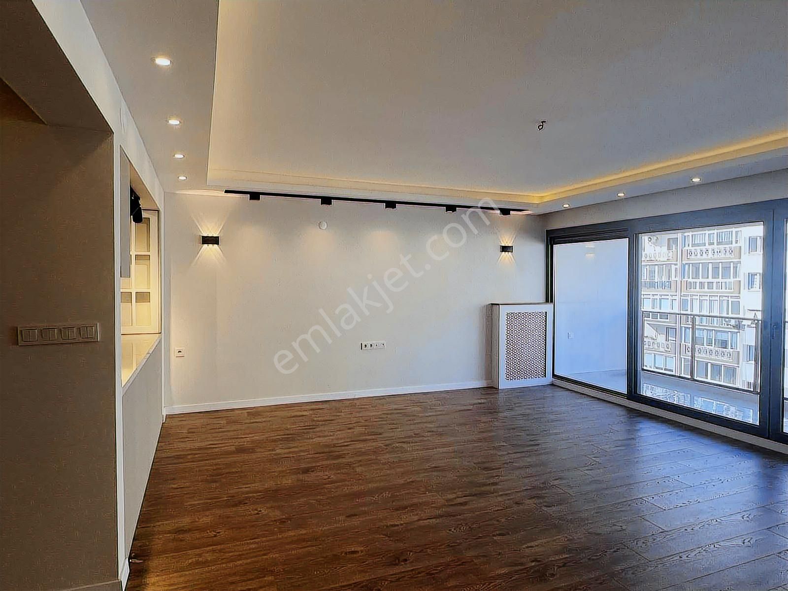 İnönü Caddesinde 3+1 Lüks Otoparklı Satılık Daire - Görsel 4