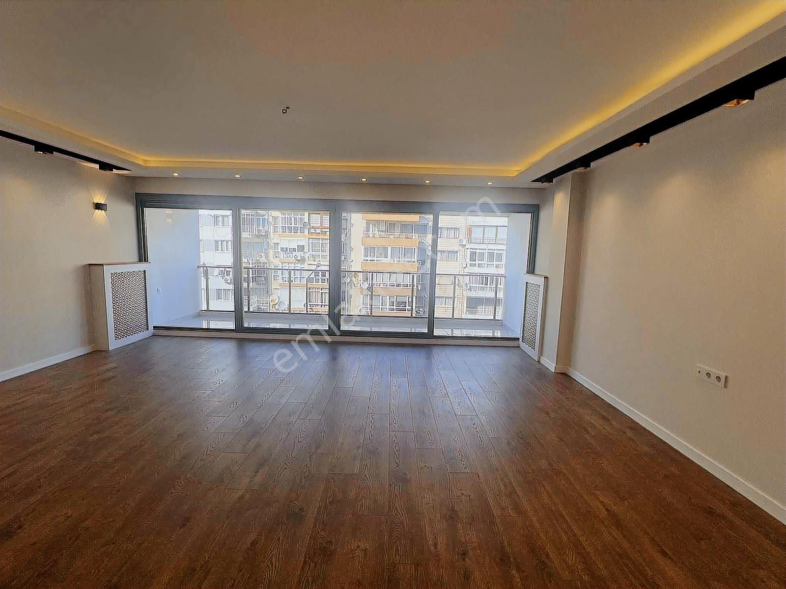 İnönü Caddesinde 3+1 Lüks Otoparklı Satılık Daire - Görsel 7